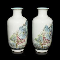 A Pair of Chinese Famille Rose Porcelain 'Landscape' Lantern Vases, Late Qing/Republican Period — 晚清/民國 粉彩山水圖燈籠瓶一對