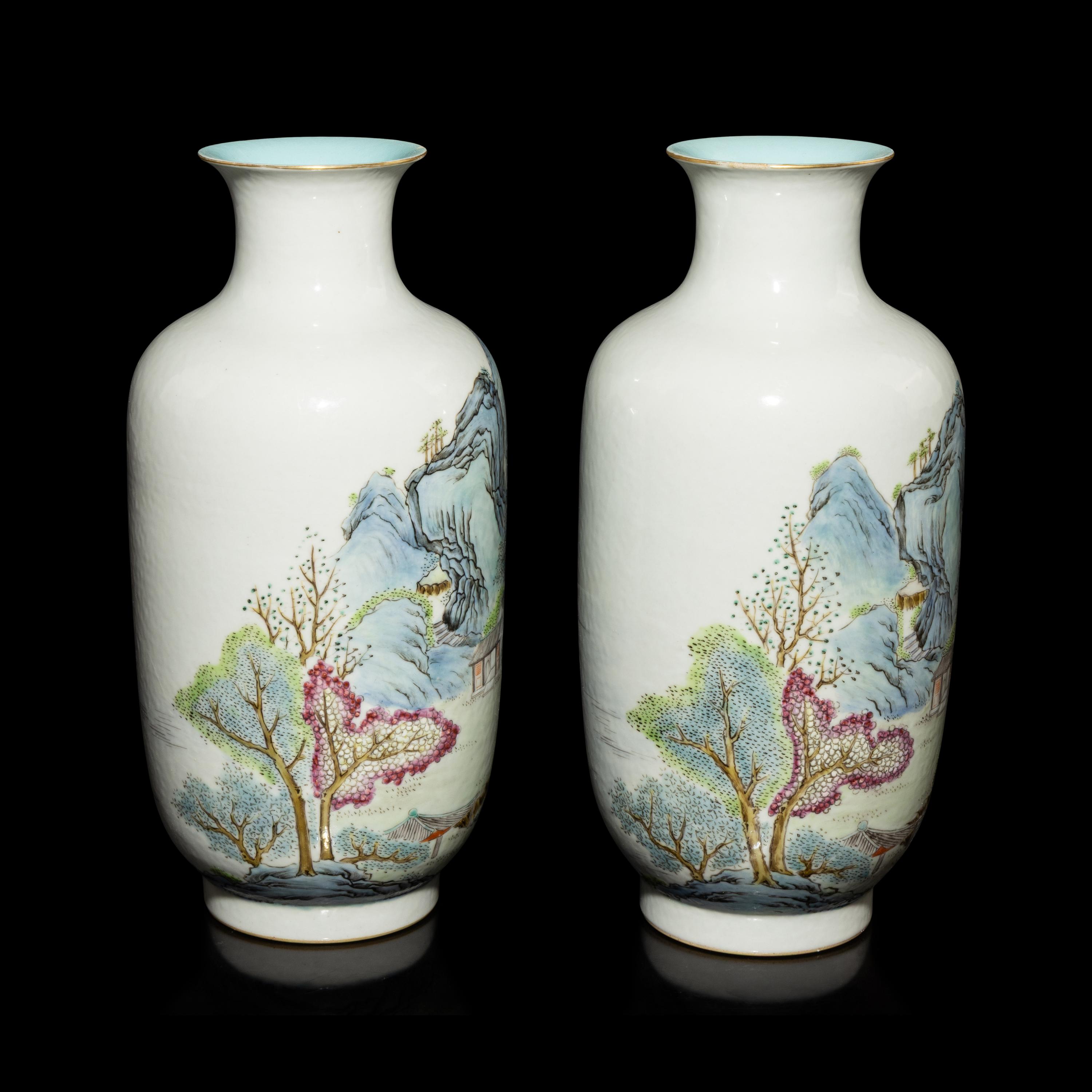 A Pair of Chinese Famille Rose Porcelain 'Landscape' Lantern Vases, Late Qing/Republican Period — 晚清/民國 粉彩山水圖燈籠瓶一對