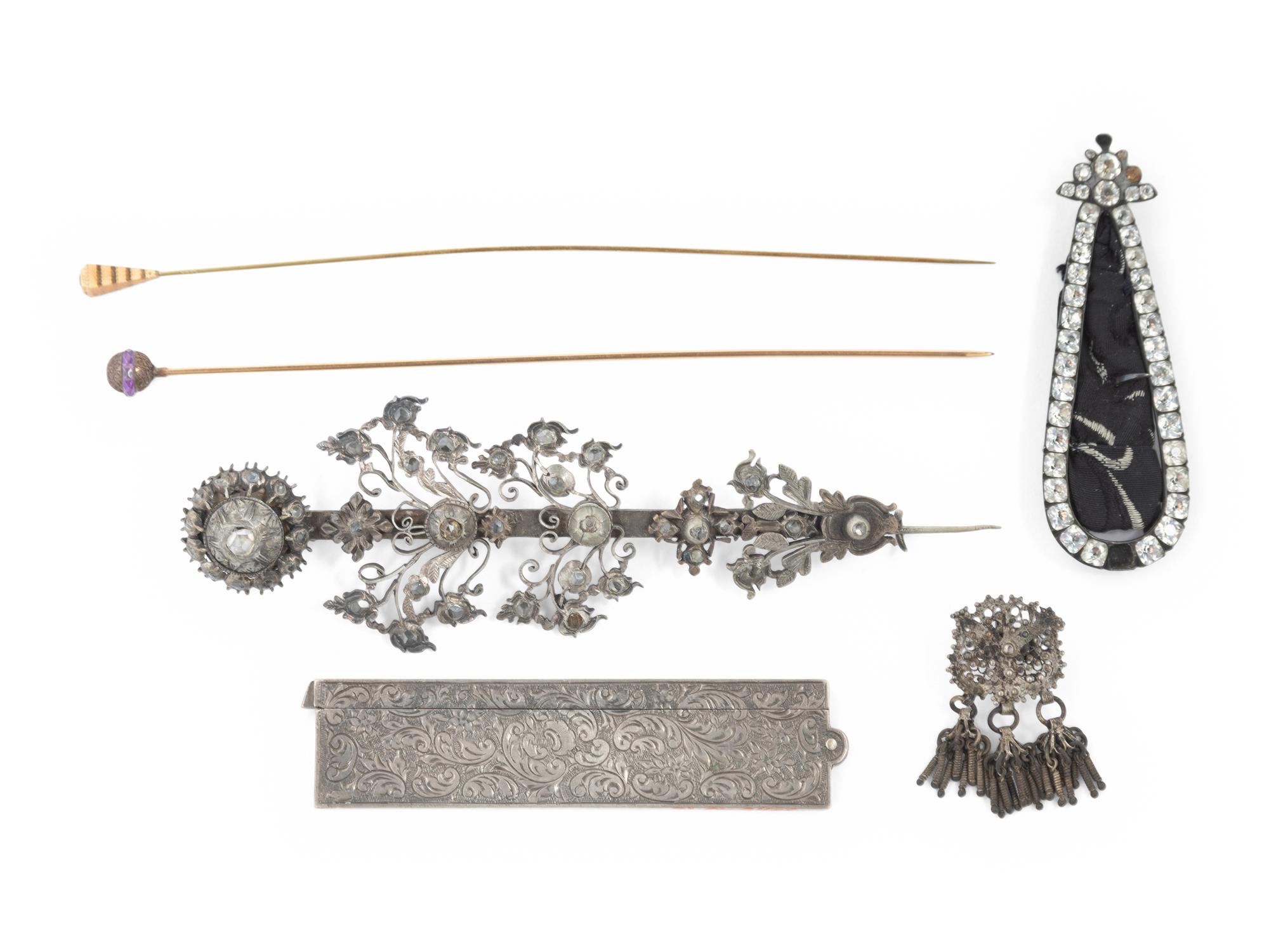A Collection of Jewelry and Fashion Articles