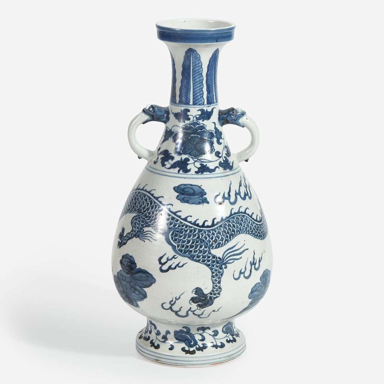 A Chinese blue and white porcelain "Dragon" baluster vase