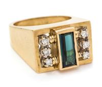 An 18 Karat Yellow Gold, Green Tourmaline and Diamond Ring, 10.10 dwts.