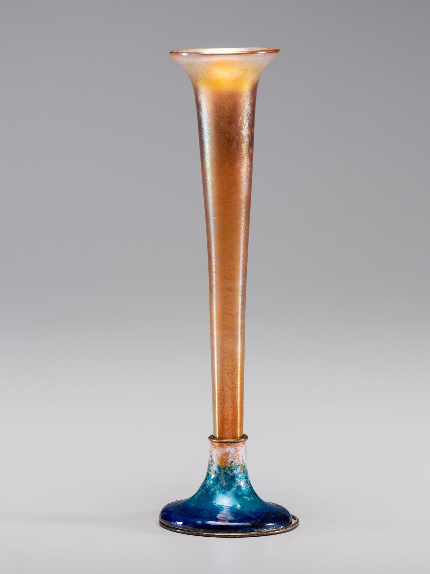 Bud Vase