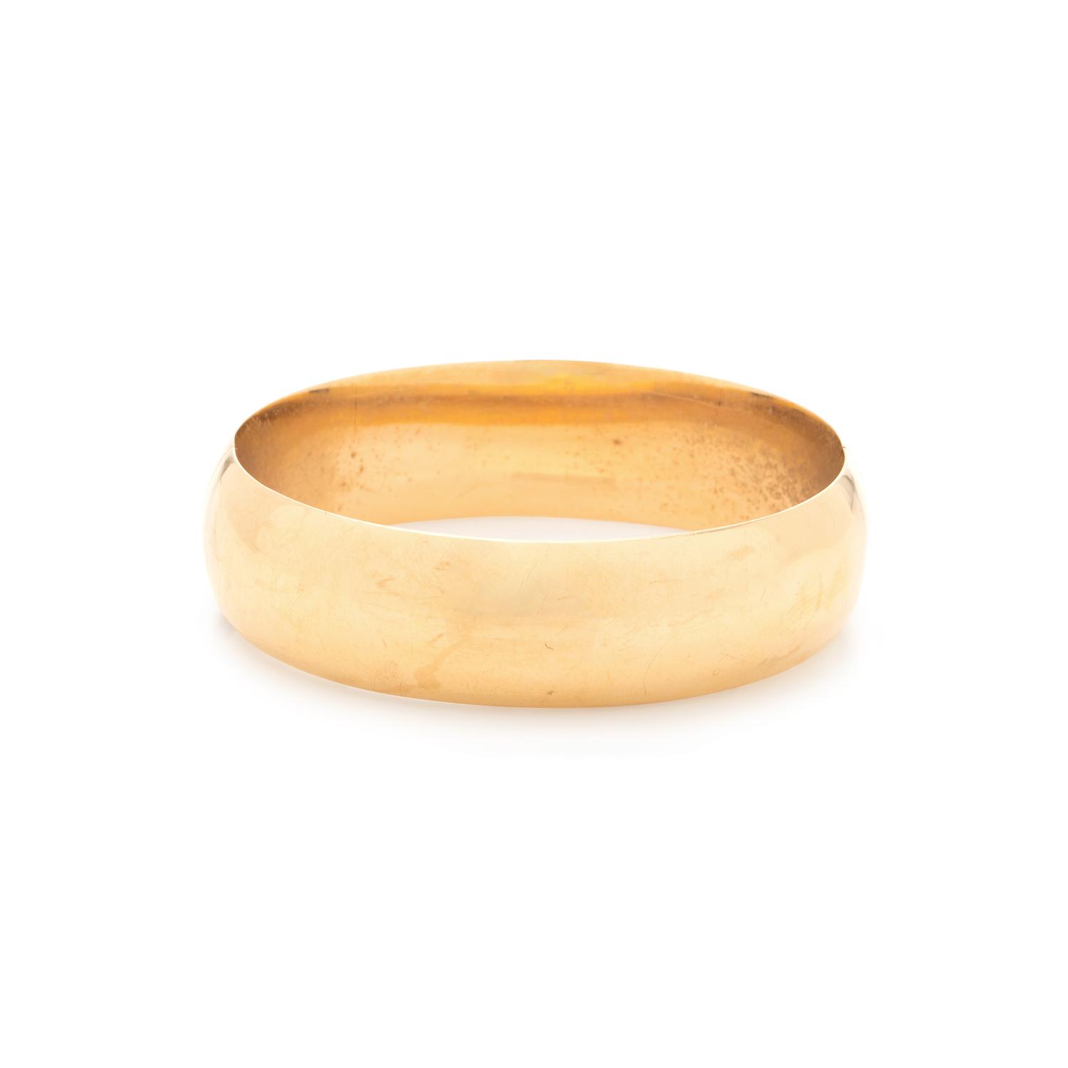 YELLOW GOLD BANGLE BRACELET