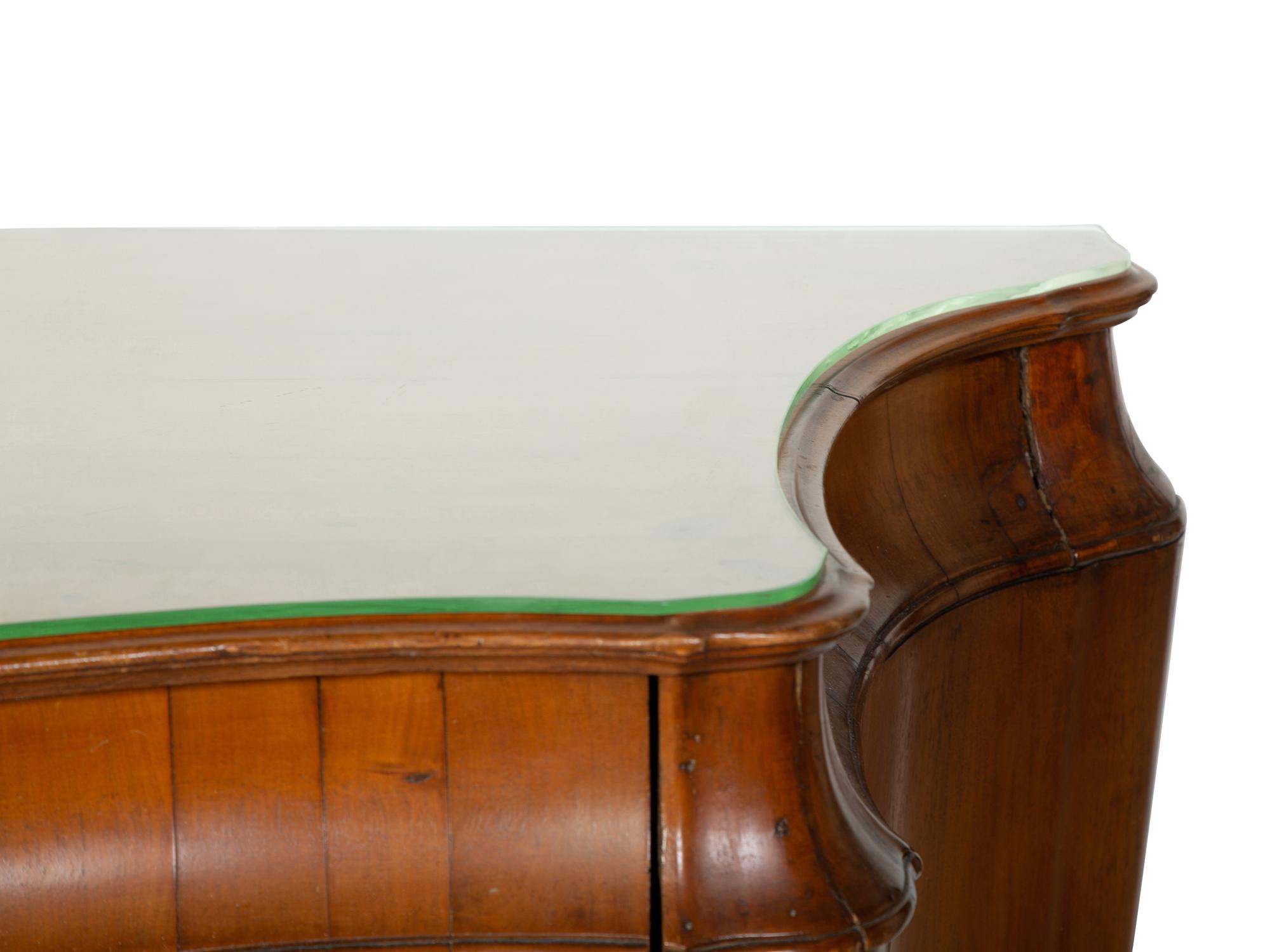 An Italian Louis XV Style Olive Wood Bombe Commode — 19TH/20TH CENTURY