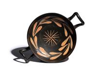 An Apulian Xenon-Ware Kylix