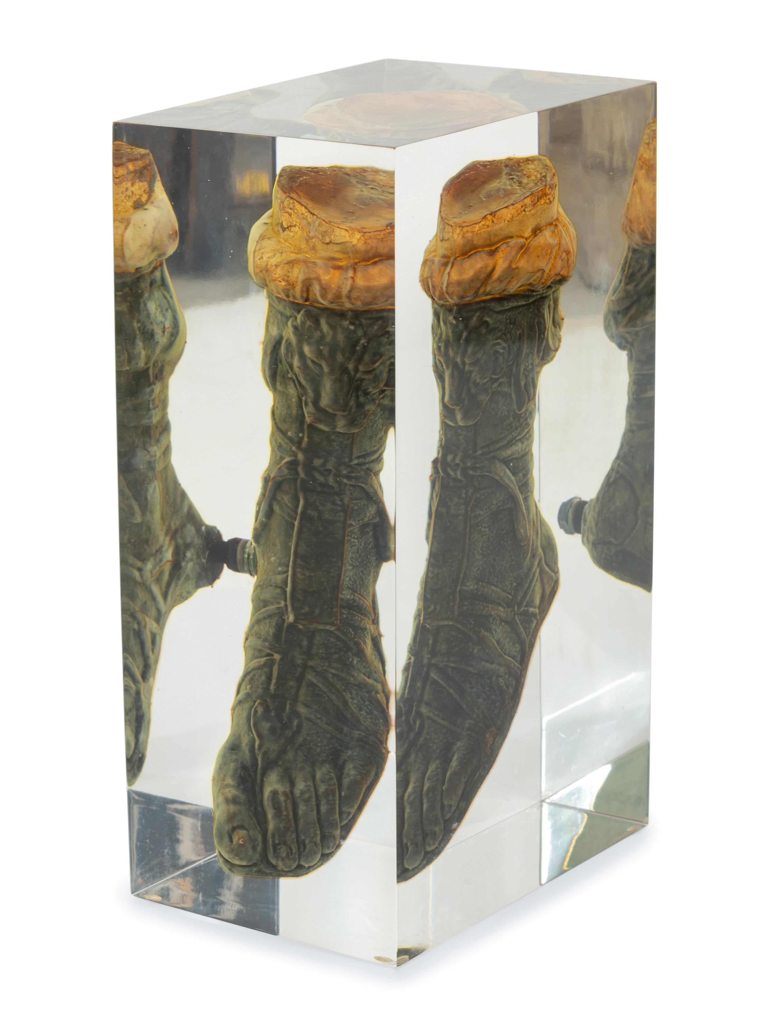 Kirkook 36° API in the form of Alexander the Great's Foot