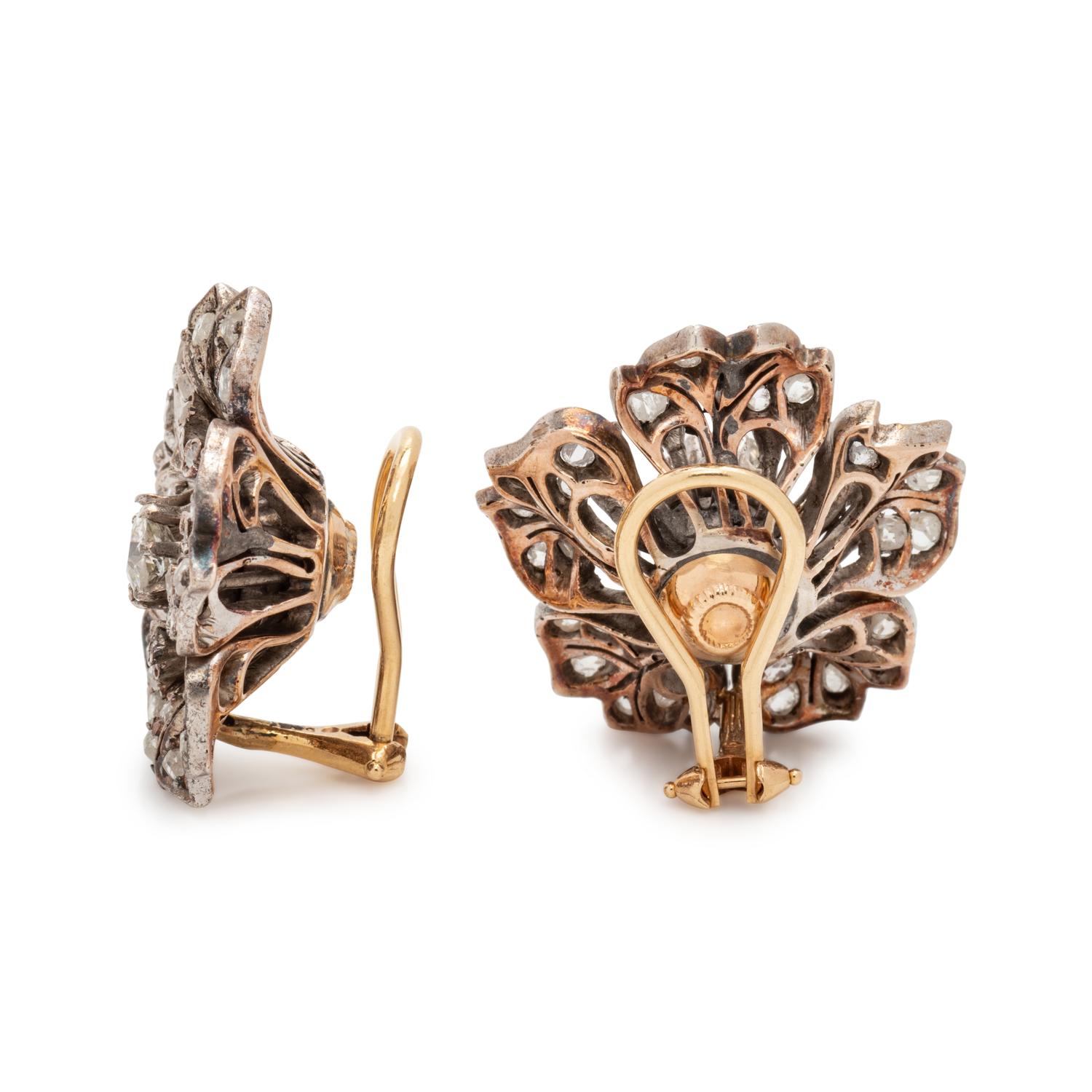 DIAMOND FLOWER EARCLIPS