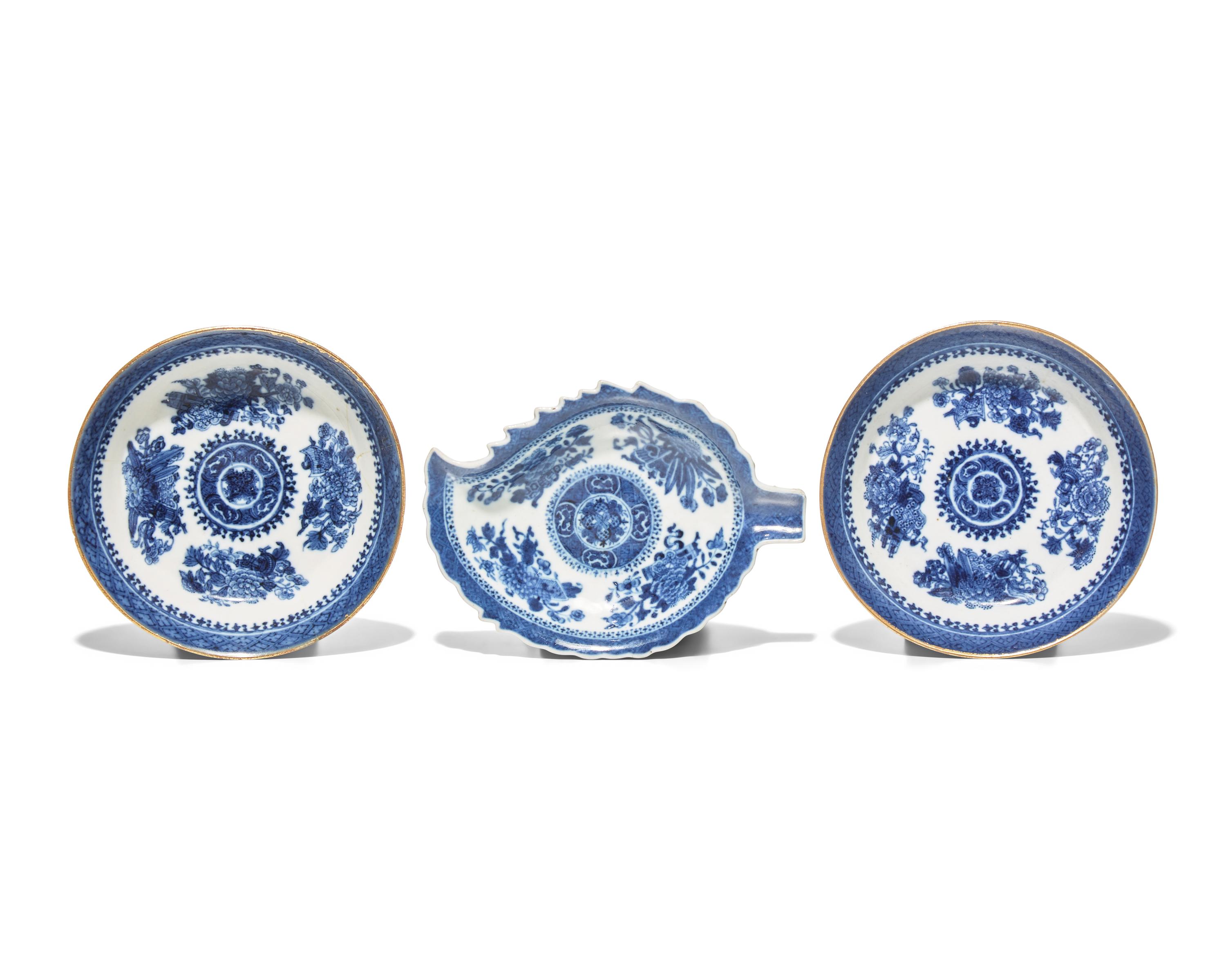 A Group of Chinese Export Porcelain Blue Imperial Fitzhugh Tea and Dinner Wares