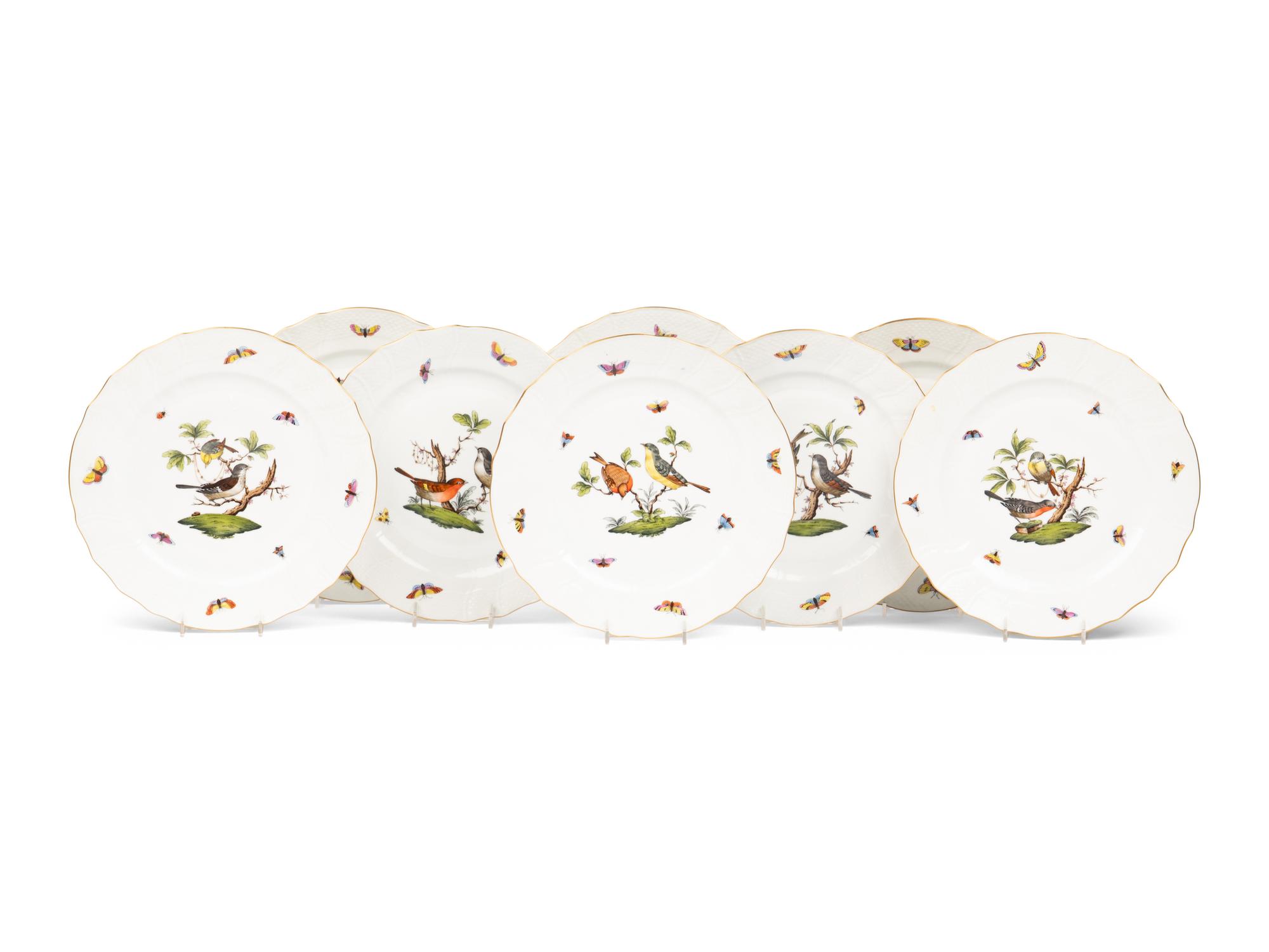 A Set of Eight Herend Rothschild Bird Porcelain Dinner Plates