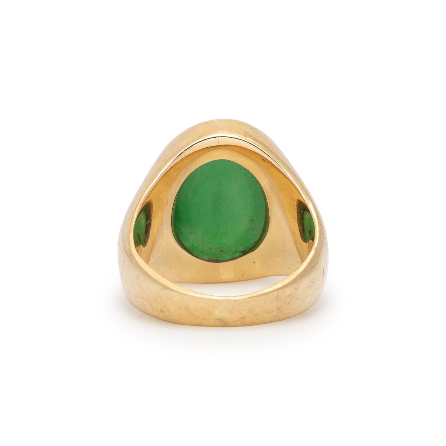 YELLOW GOLD AND JADE RING