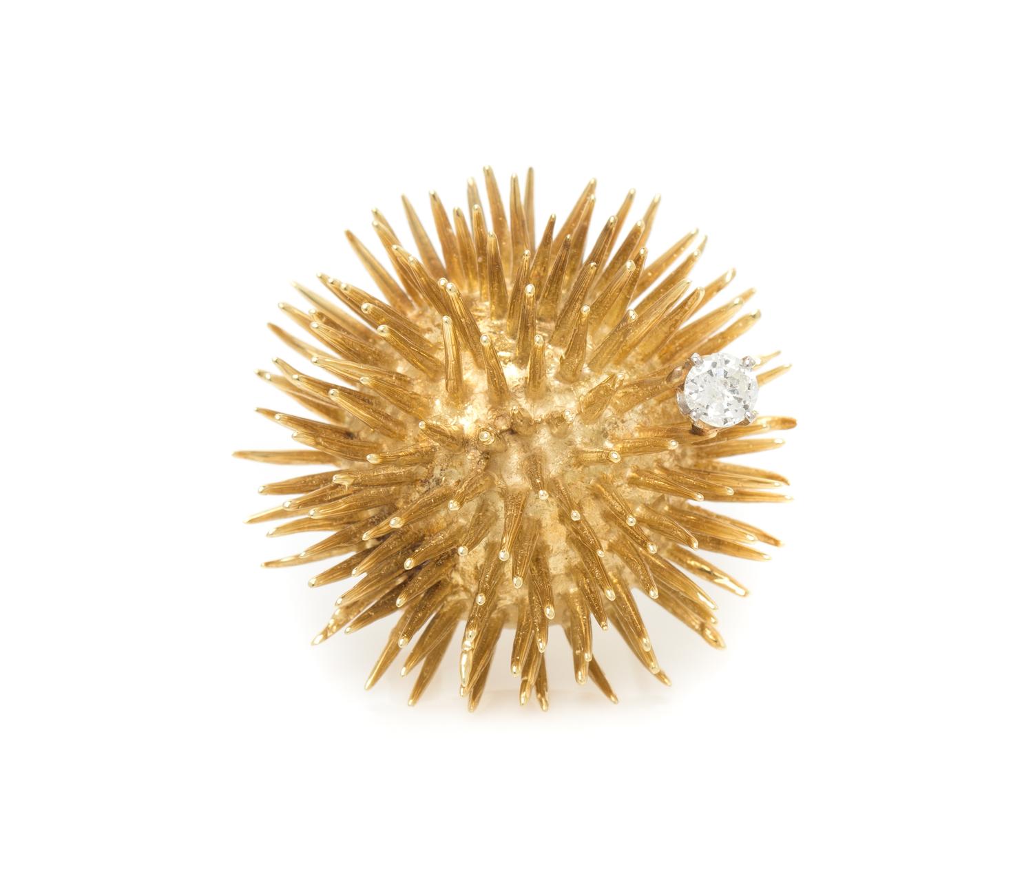 A Yellow Gold and Diamond Brooch, 13.10 dwts.