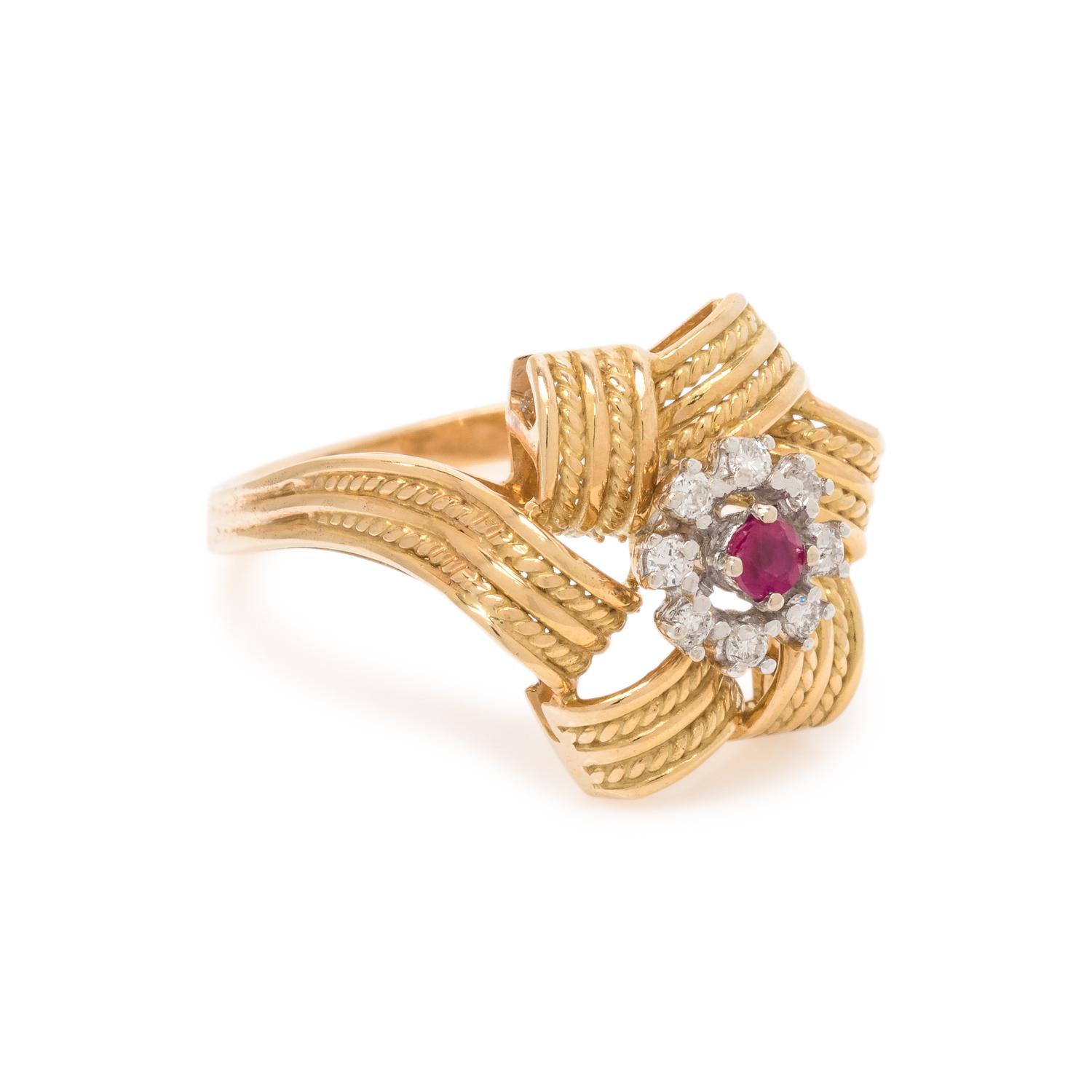 YELLOW GOLD, DIAMOND AND RUBY RING
