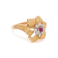 YELLOW GOLD, DIAMOND AND RUBY RING
