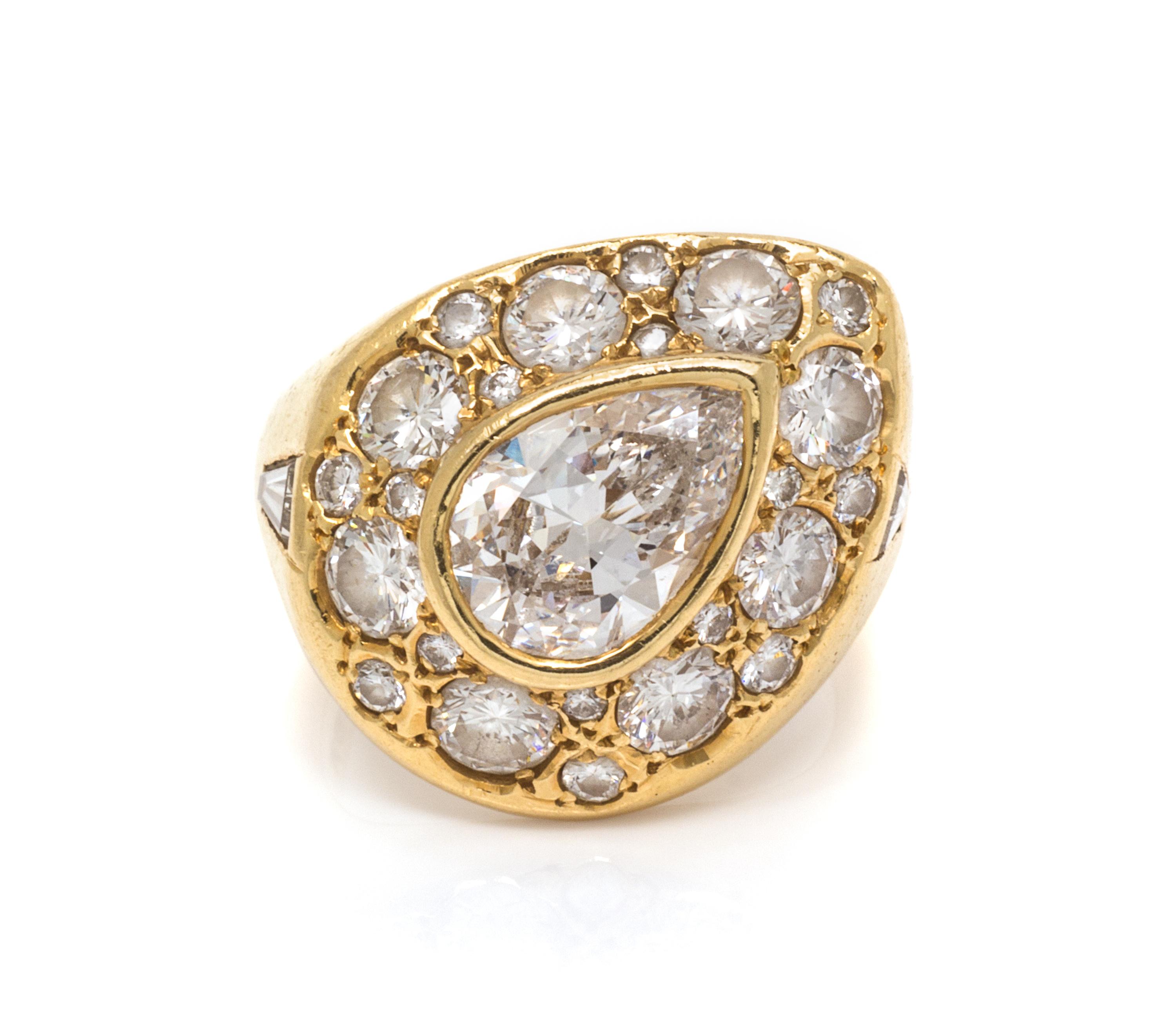 An 18 Karat Yellow Gold and Diamond Ring, 8.60 dwts.