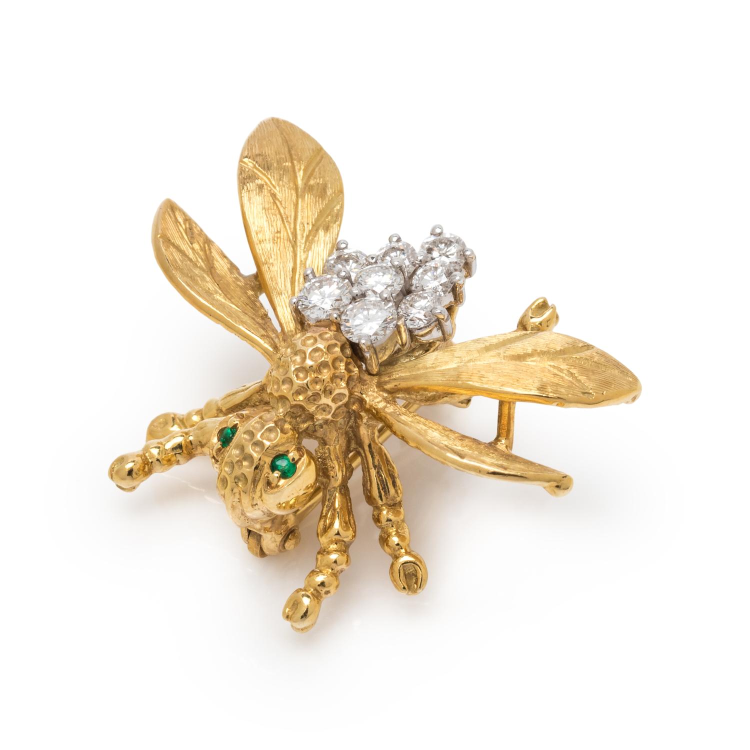 YELLOW GOLD AND DIAMOND BEE BROOCH