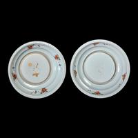 A Pair of Chinese Famille Verte Porcelain 'Phoenix' Dishes, Kangxi Period 清康熙 五彩鳳穿牡丹圖盤一對