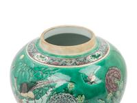 A Large Chinese Export Famille Verte Porcelain Covered Jar and A Chinese Painted Stoneware Cachepot