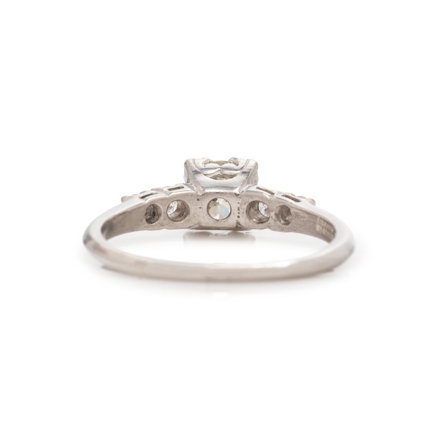 ANTIQUE, PLATINUM AND DIAMOND RING