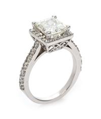 A 14 Karat White Gold and Diamond Ring, 3.35 dwts.