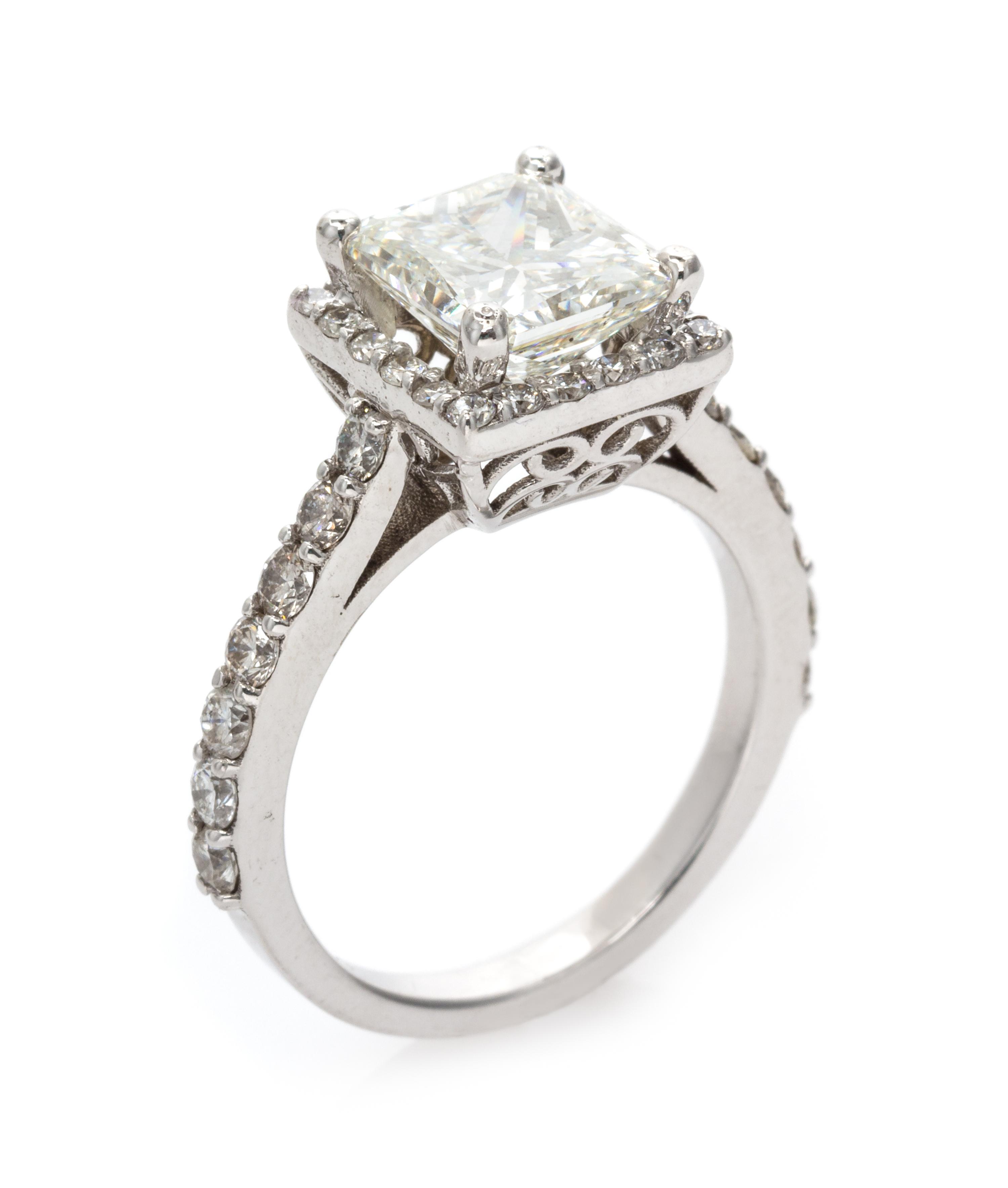 A 14 Karat White Gold and Diamond Ring, 3.35 dwts.