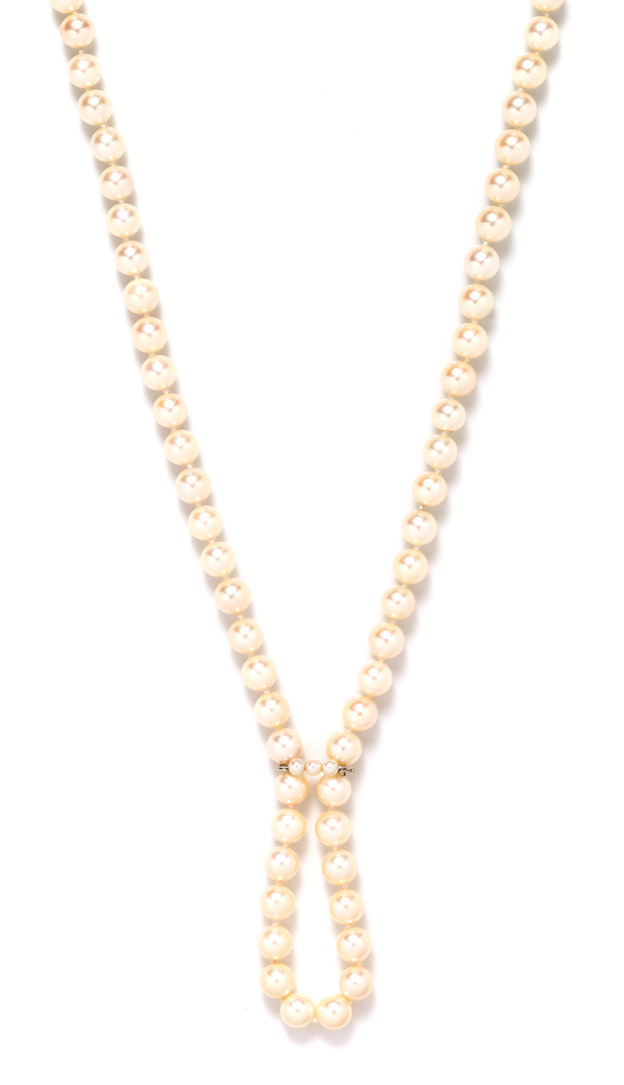 A Cultured Pearl Necklace,