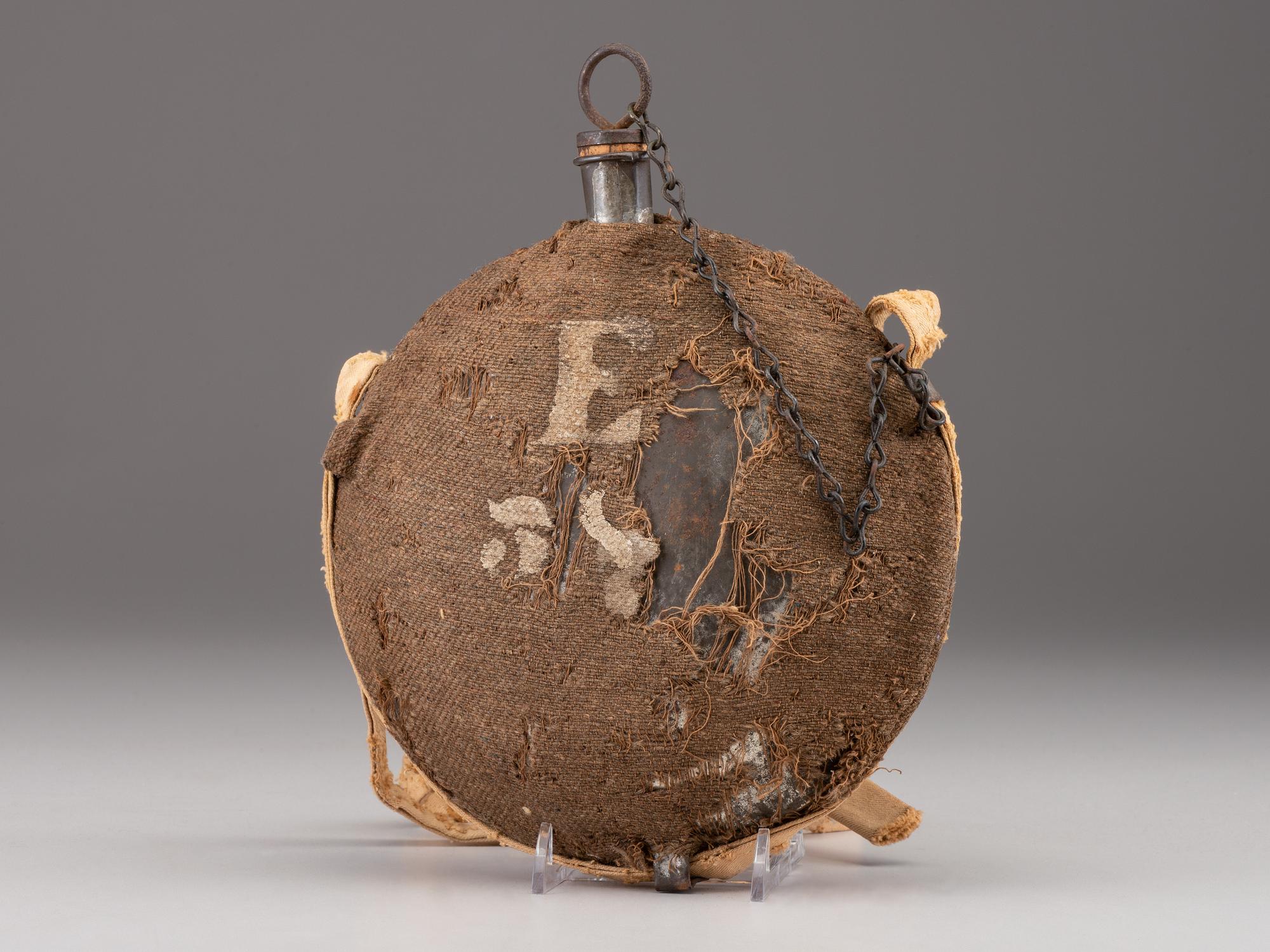 [CIVIL WAR]. Model 1858 Federal New York Depot smoothside canteen.