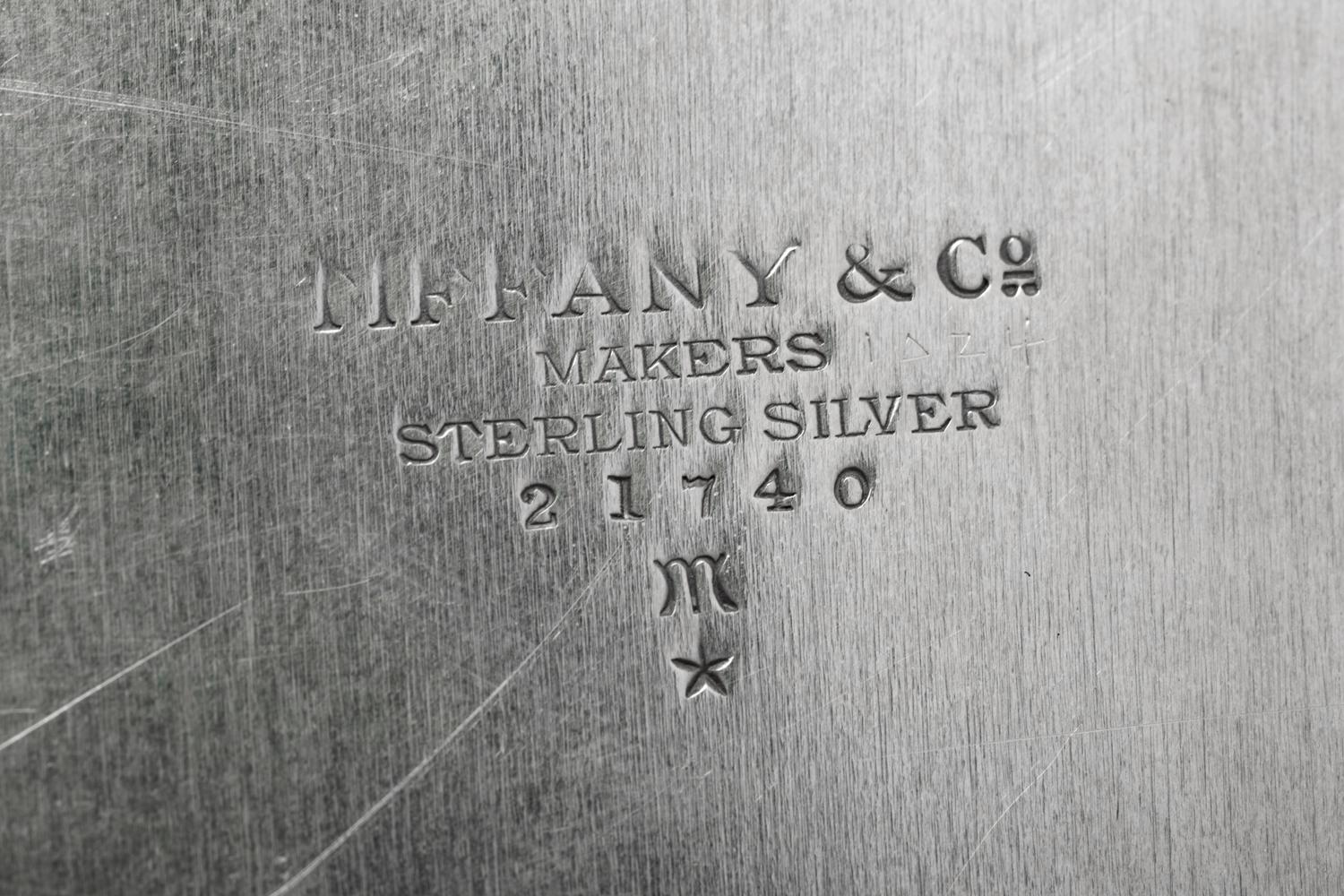 comprising a salver and a cake dish with a lobed border.