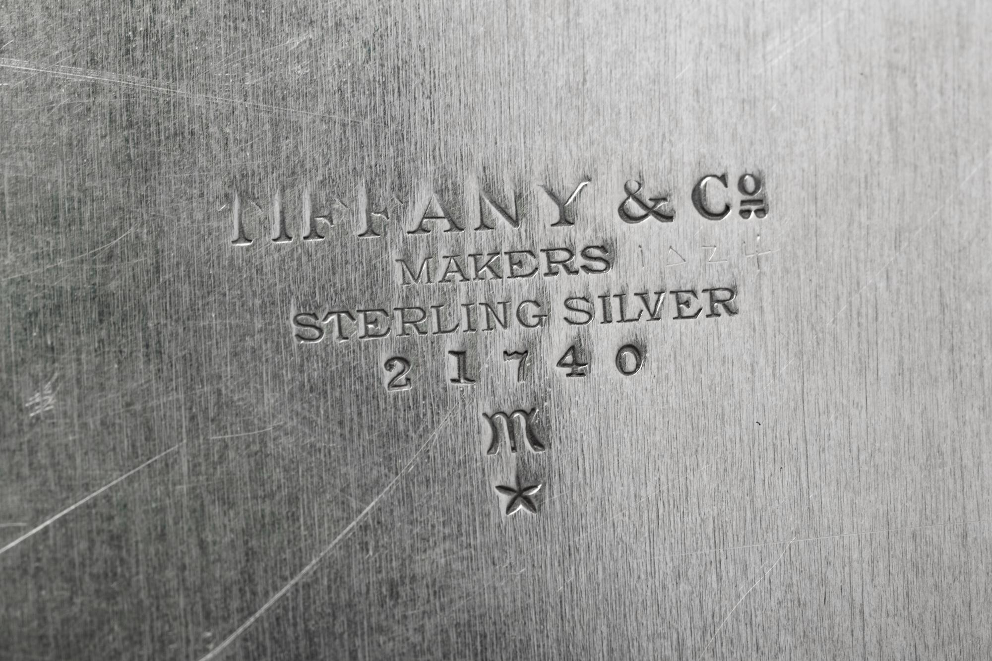 comprising a salver and a cake dish with a lobed border.