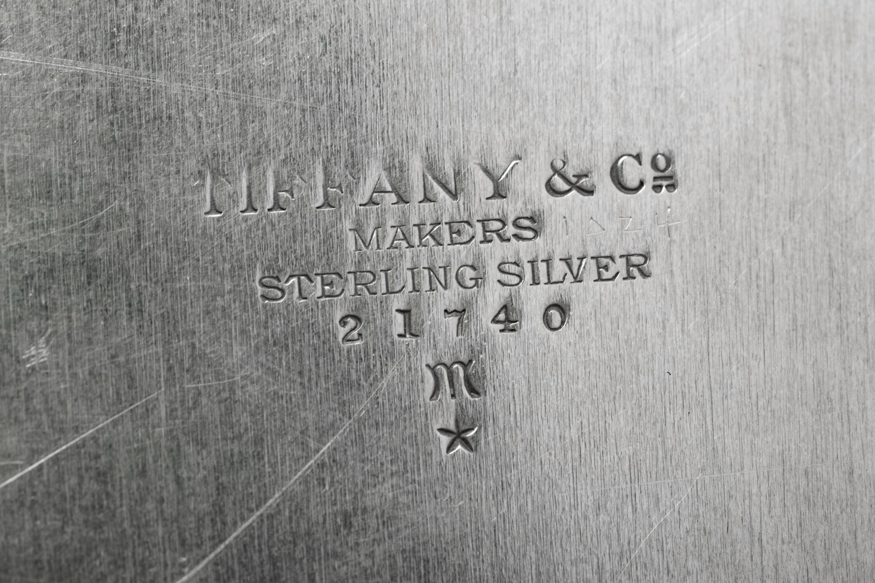 comprising a salver and a cake dish with a lobed border.
