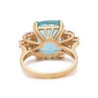 AQUAMARINE AND DIAMOND RING