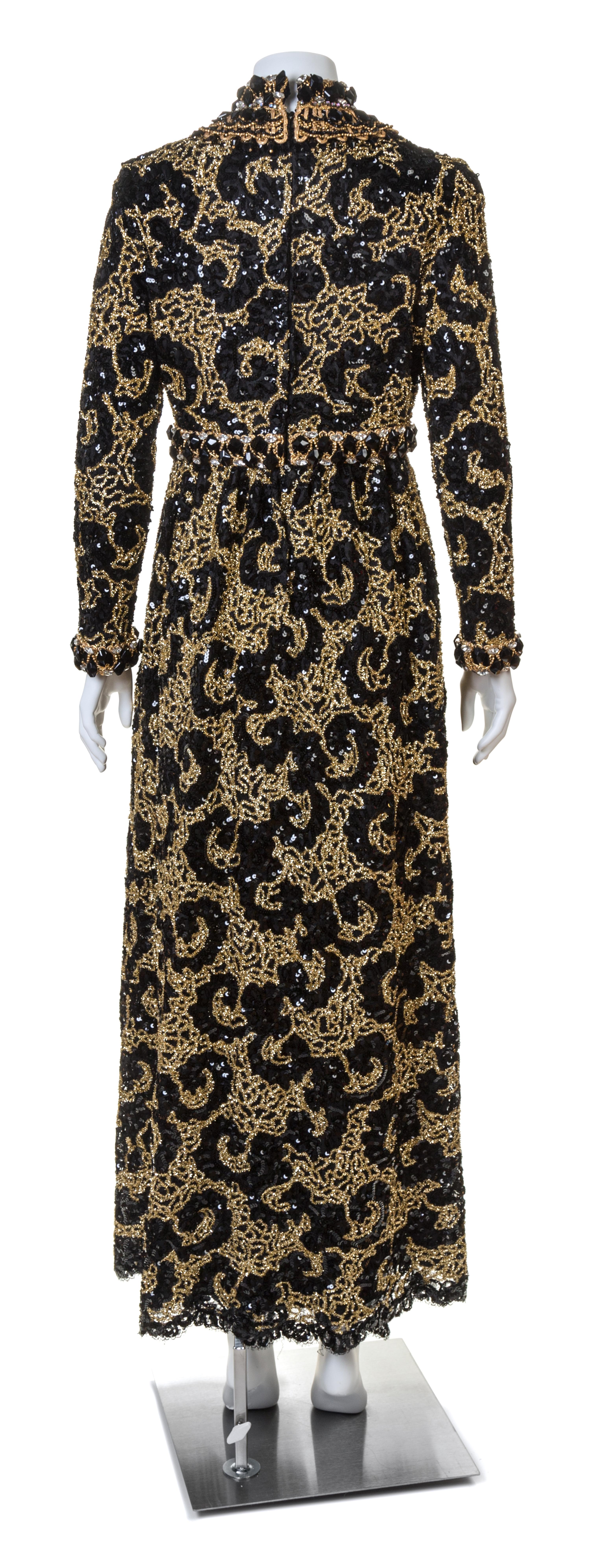 An Oscar de la Renta Black Lace and Gold Gown, No Size.