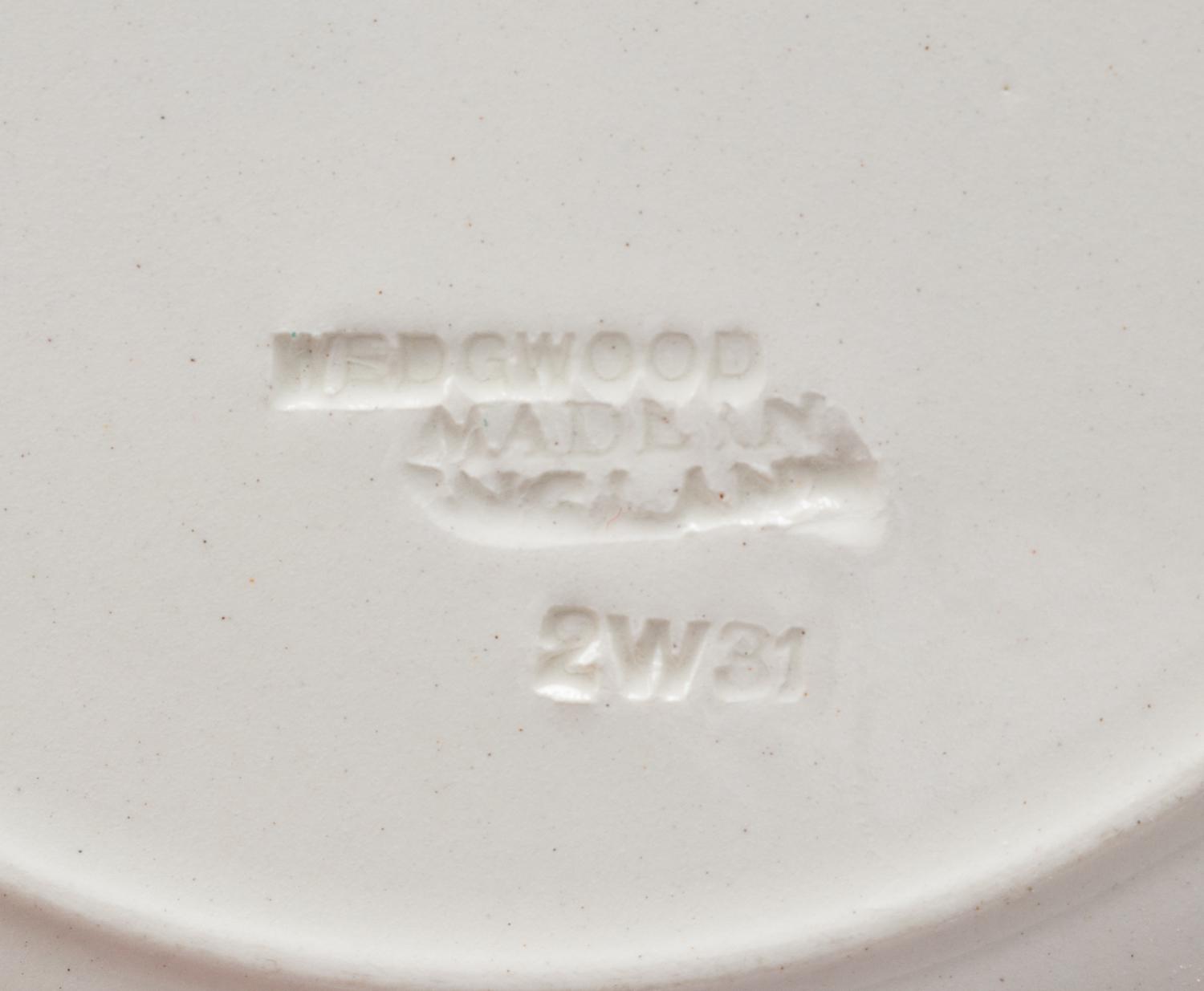 A Wedgwood Sunbirds Dinner Service