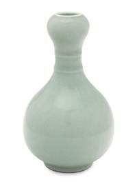 A Celadon Glazed Porcelain Garlic-Mouth Bottle Vase