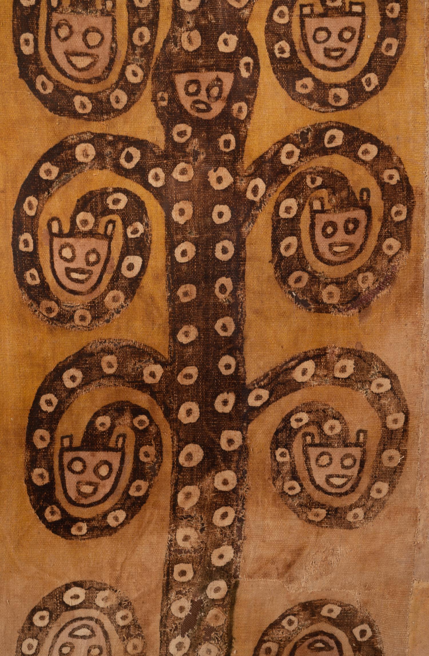 A Nasca-Huari Textile