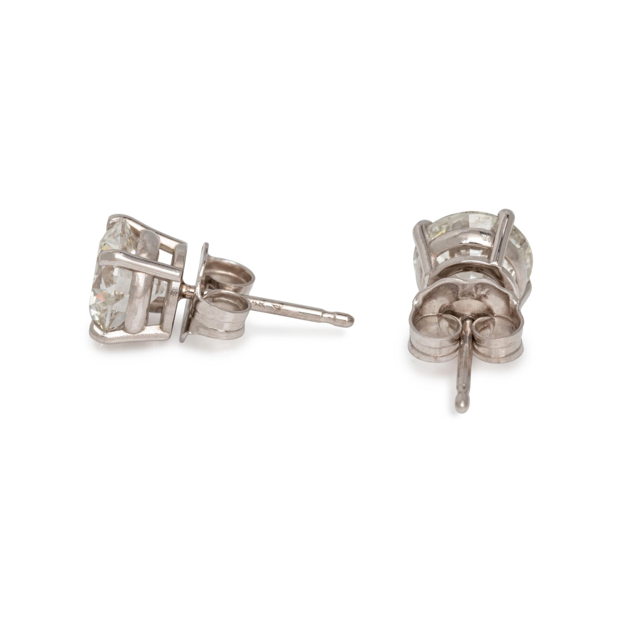 DIAMOND STUD EARRINGS