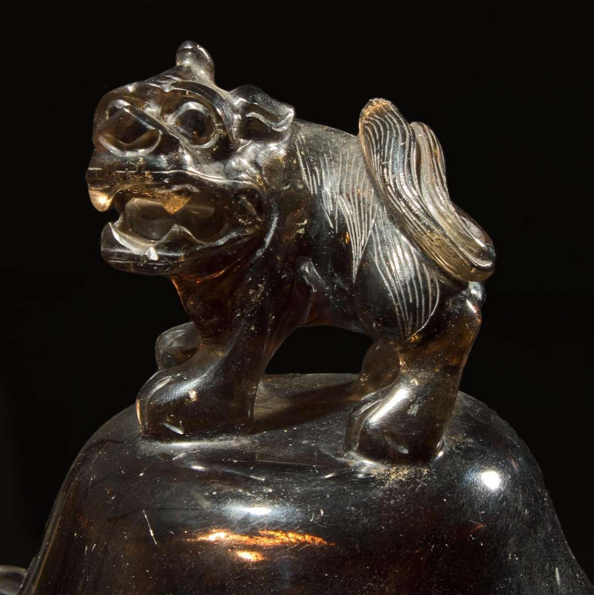 A Chinese smokey quartz censer and cover 烟晶石带盖香炉