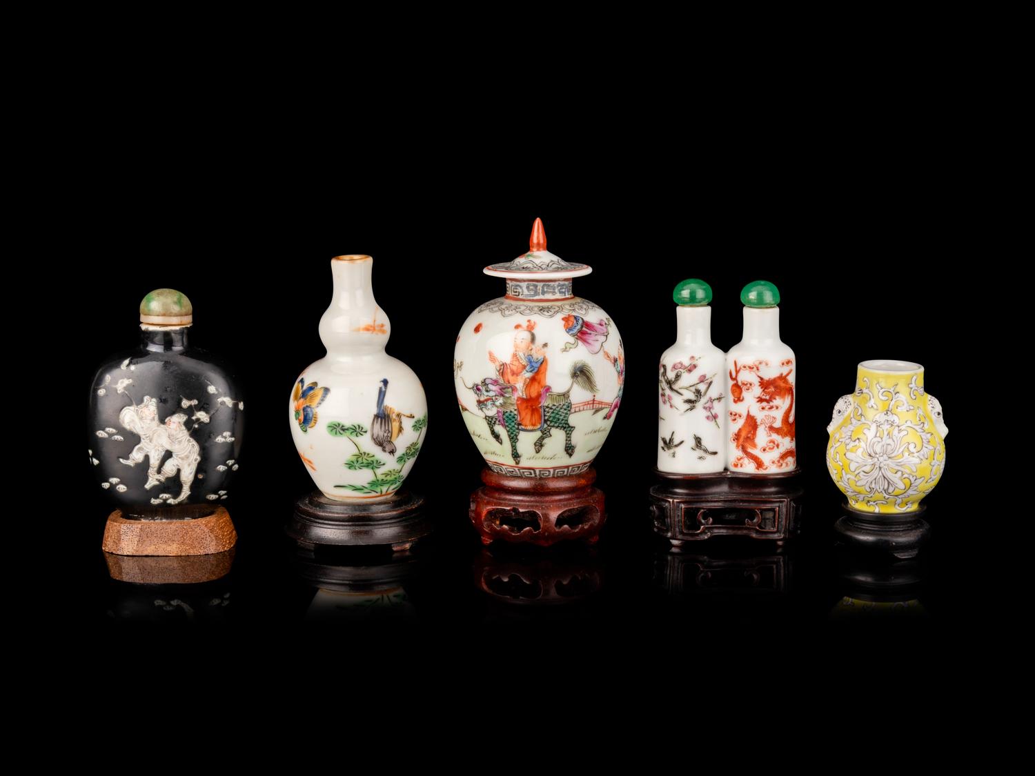 Five Chinese Porcelain Jars and Snuff Bottles