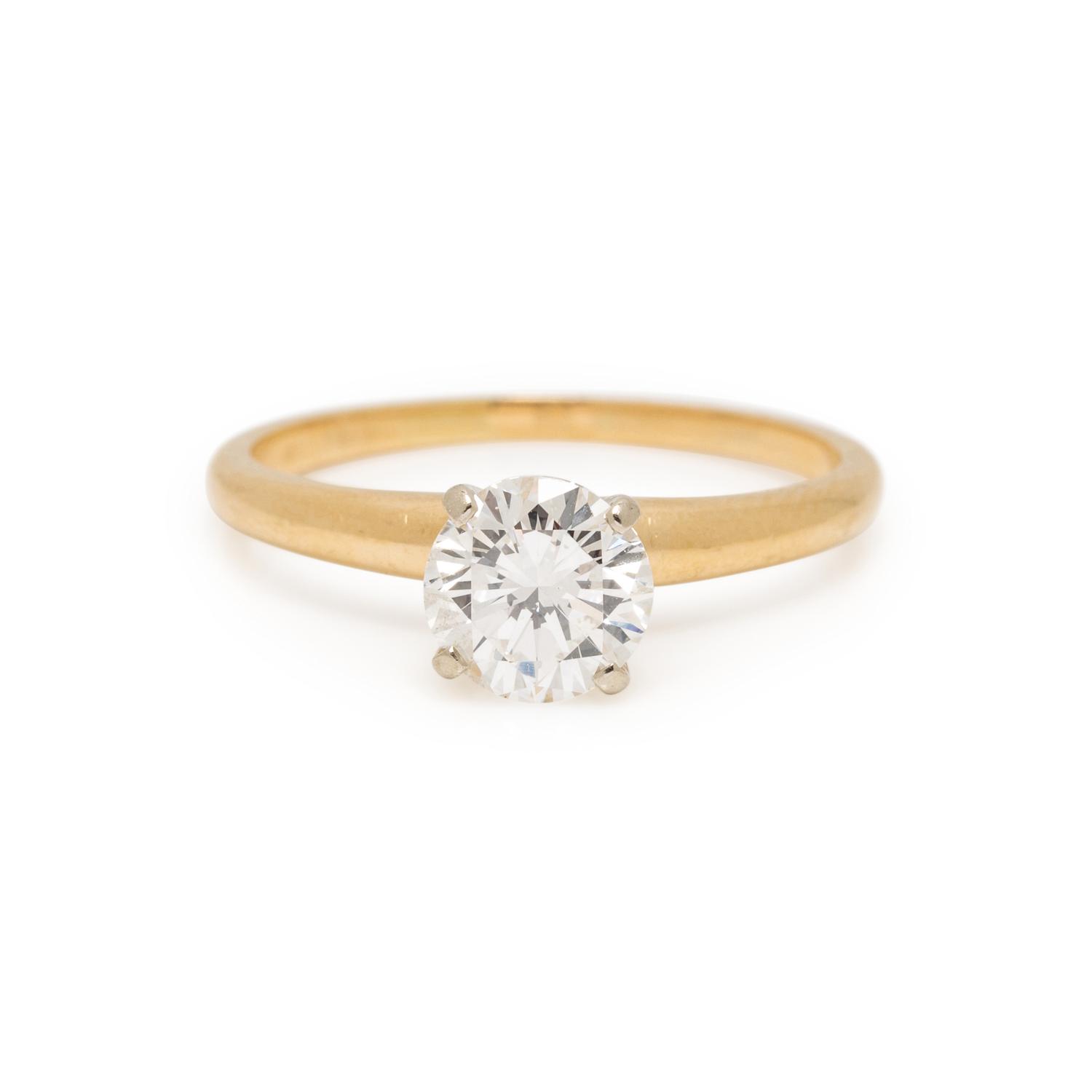 DIAMOND RING