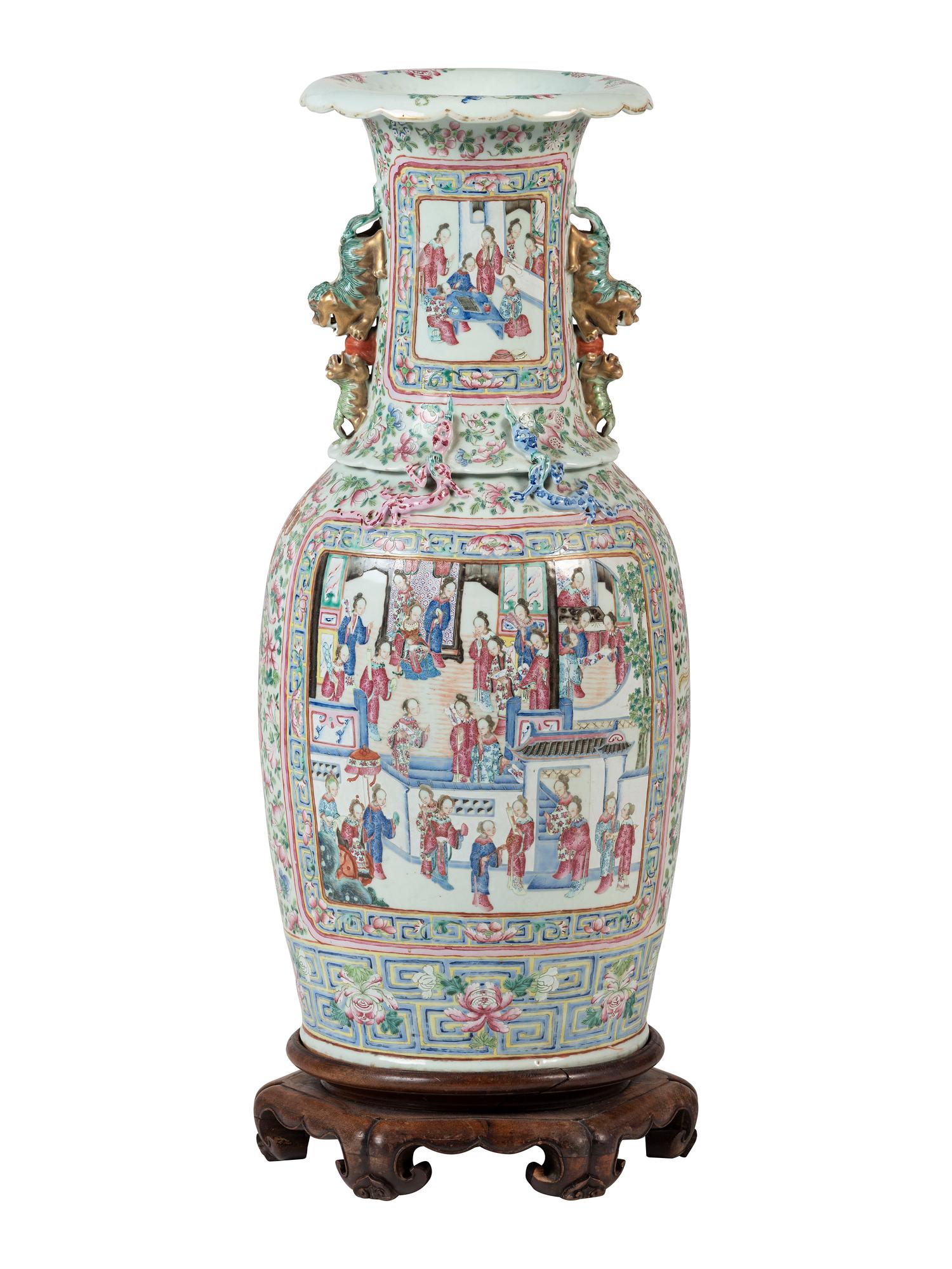 A Chinese Famille Rose Porcelain Vase