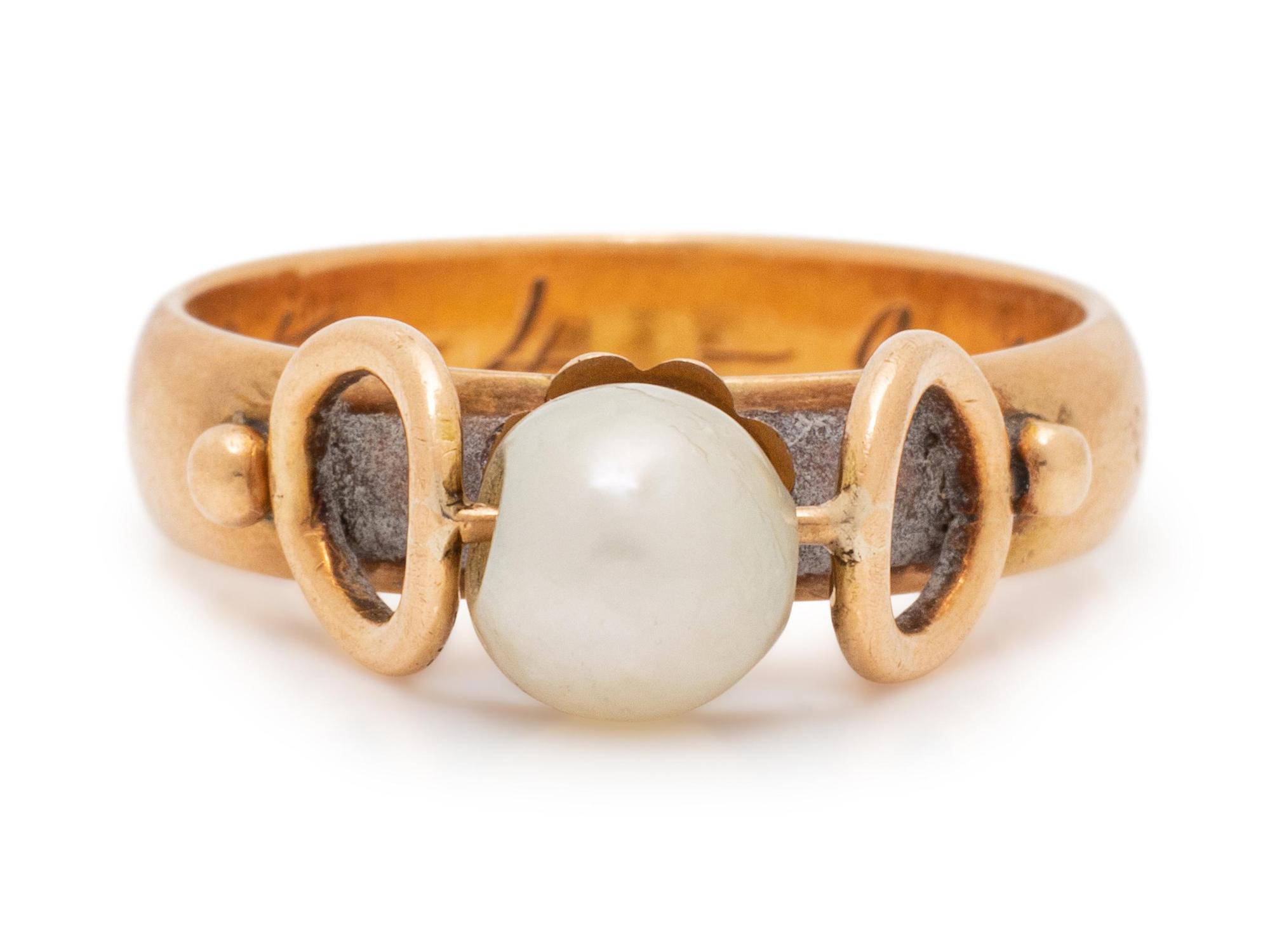 An Edwardian Yellow Gold and Pearl Ring,