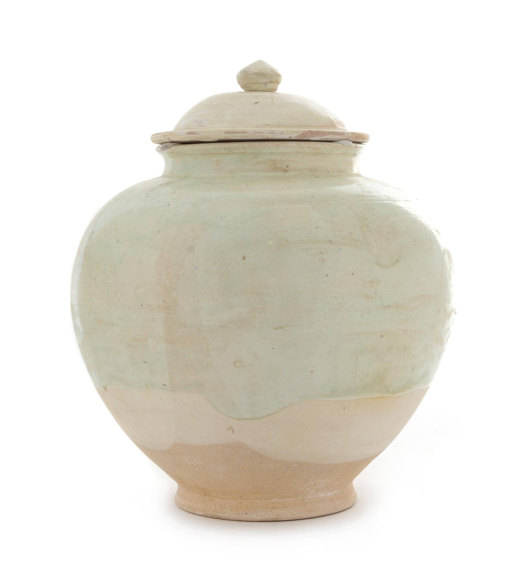 A White Glazed Pottery Jar and Cover