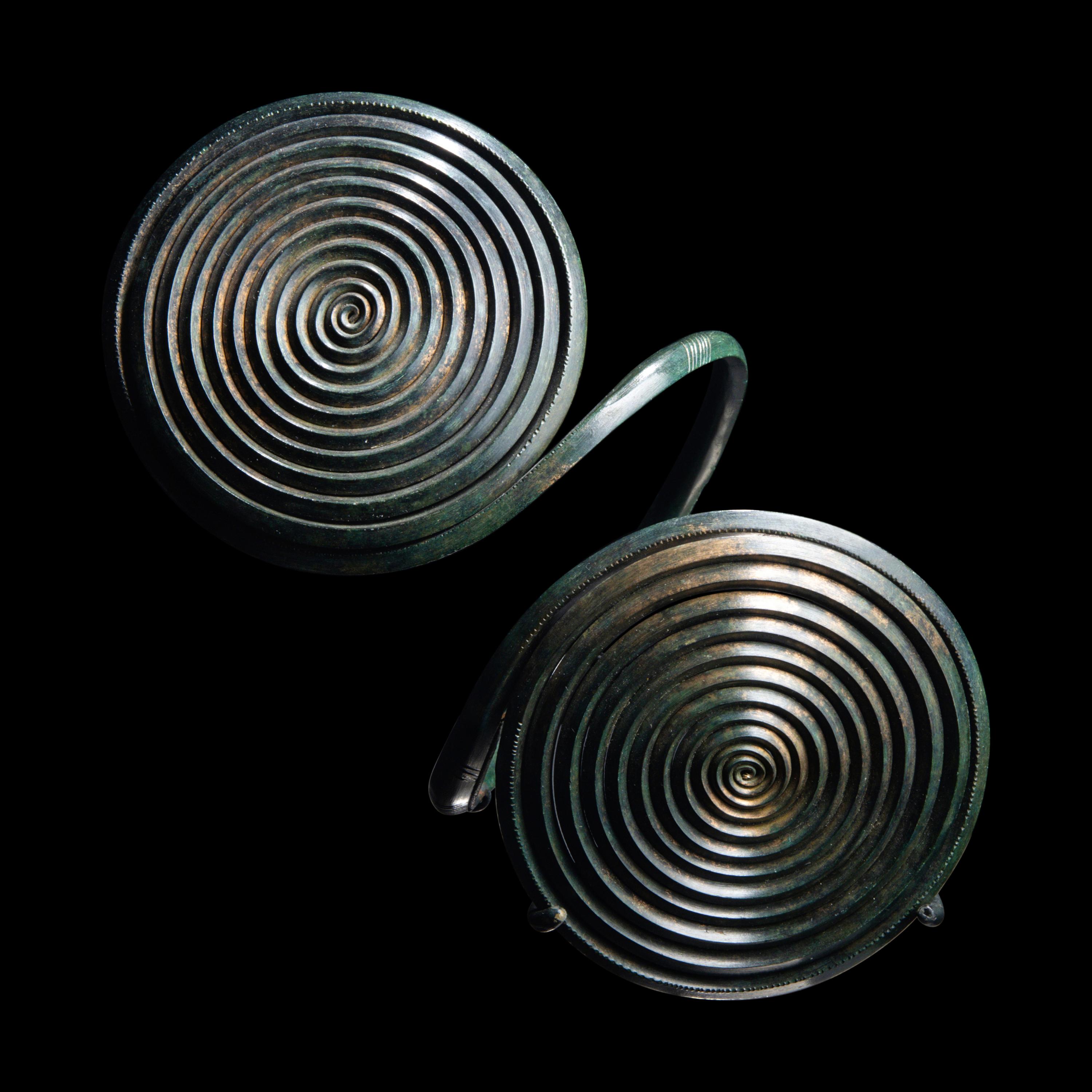 A European Bronze Age Armlet