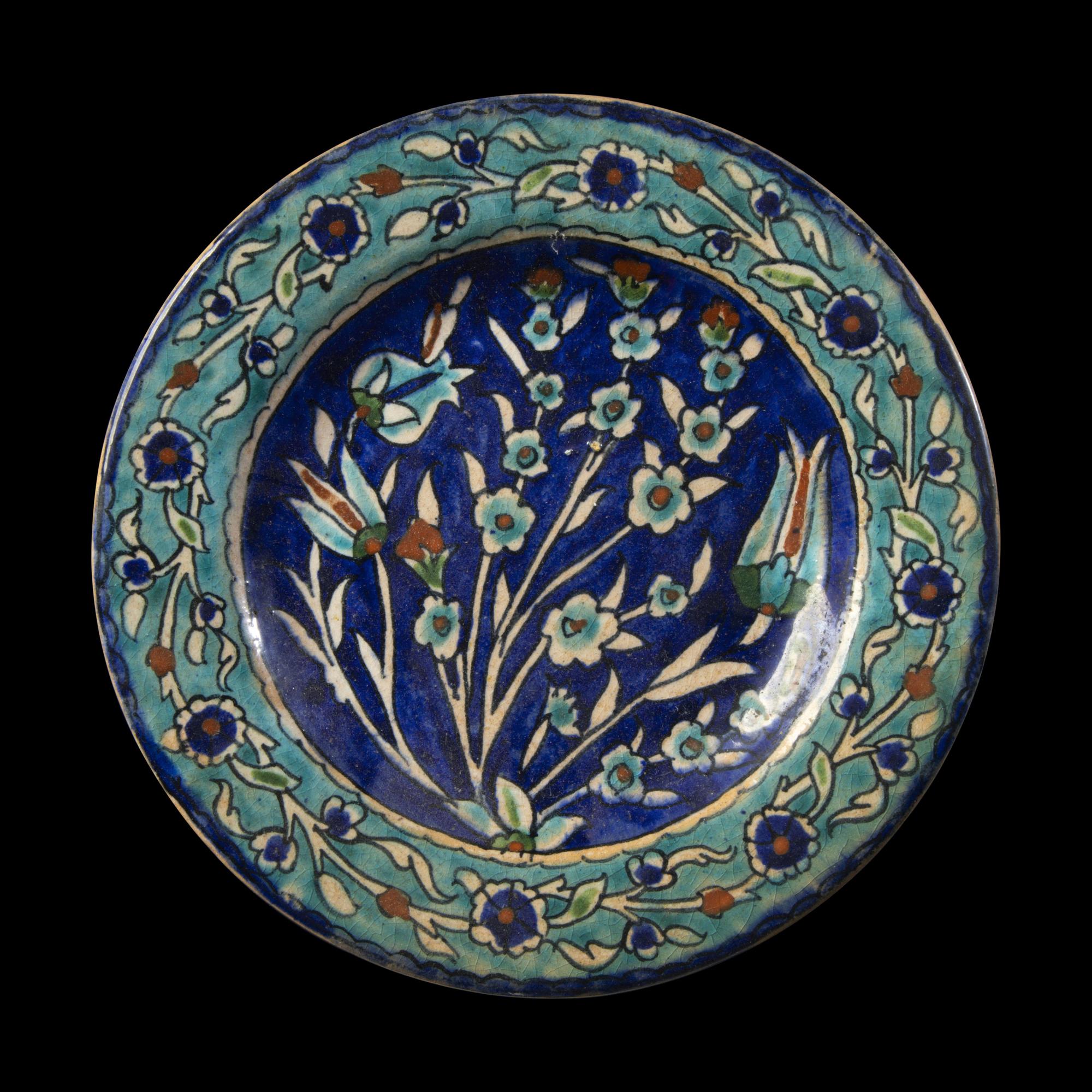 An Iznik Glazed Ceramic Dish