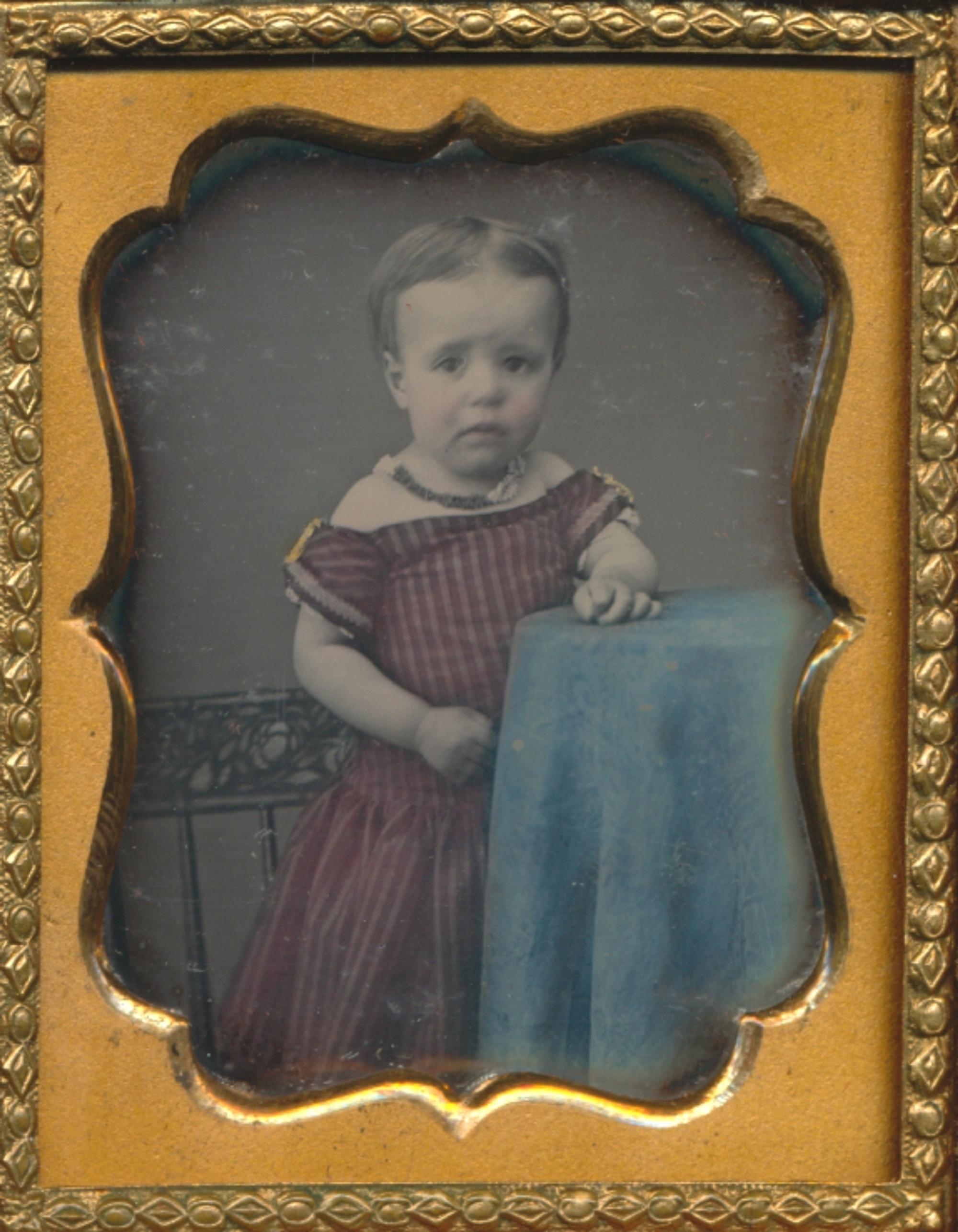 [Daguerreotype] Tinted Toddler