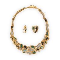 JULIA PLANA, DIAMOND, MAW-SIT-SIT, ONYX, AND YELLOW GOLD NECKLACE AND EARRINGS SET