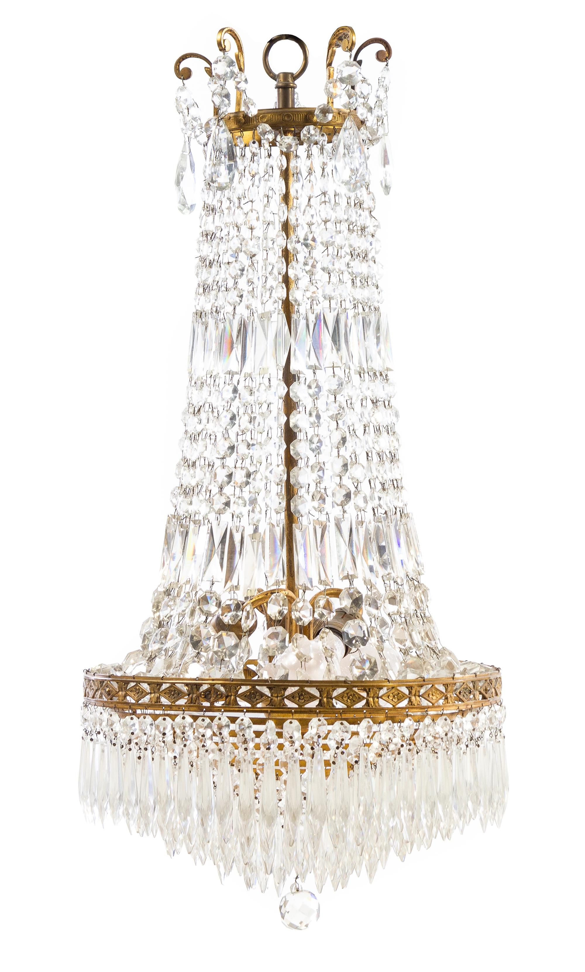A French Glass Chandelier Height 27 inches. — EARLY 20TH CENTURY