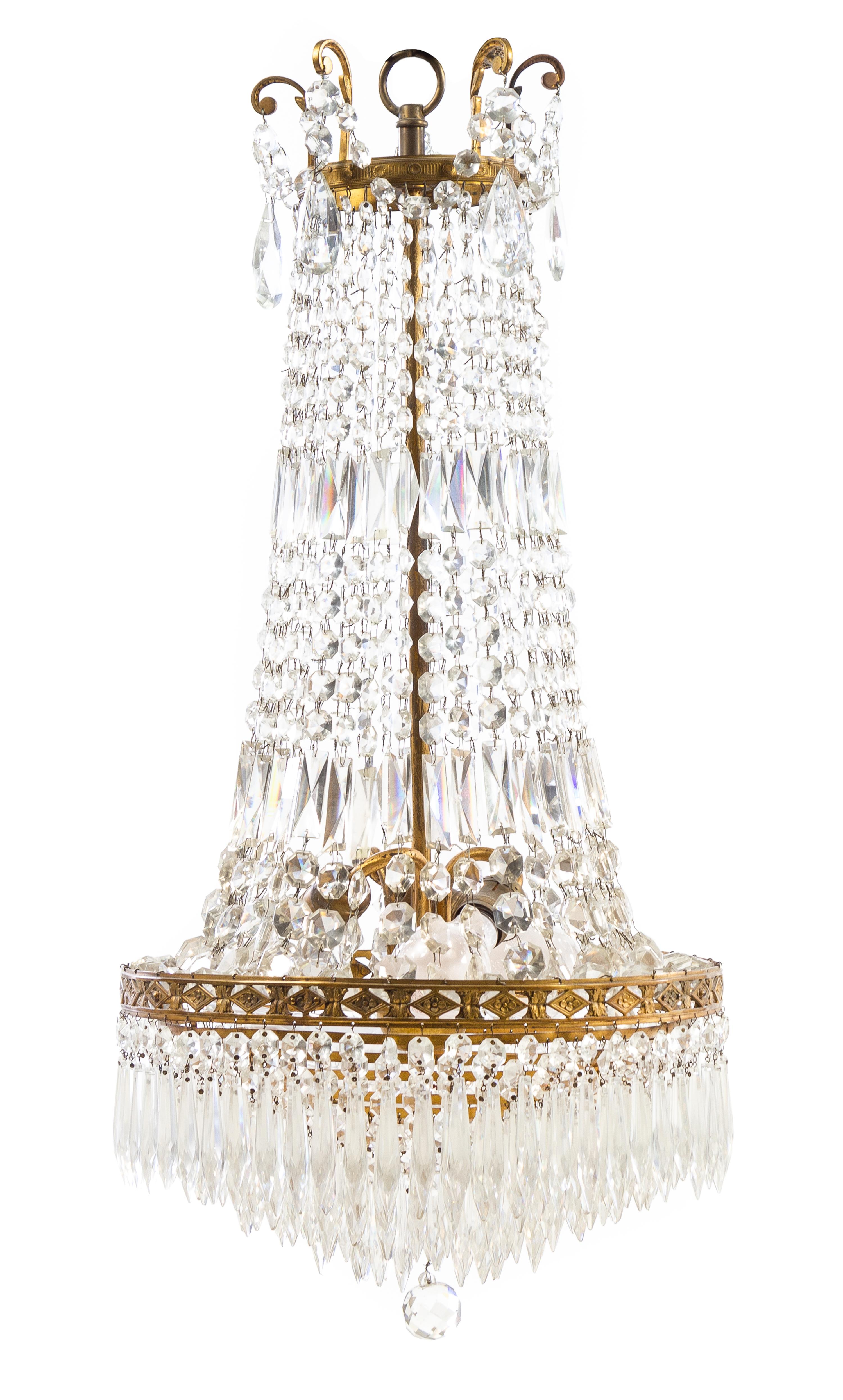 A French Glass Chandelier Height 27 inches. — EARLY 20TH CENTURY