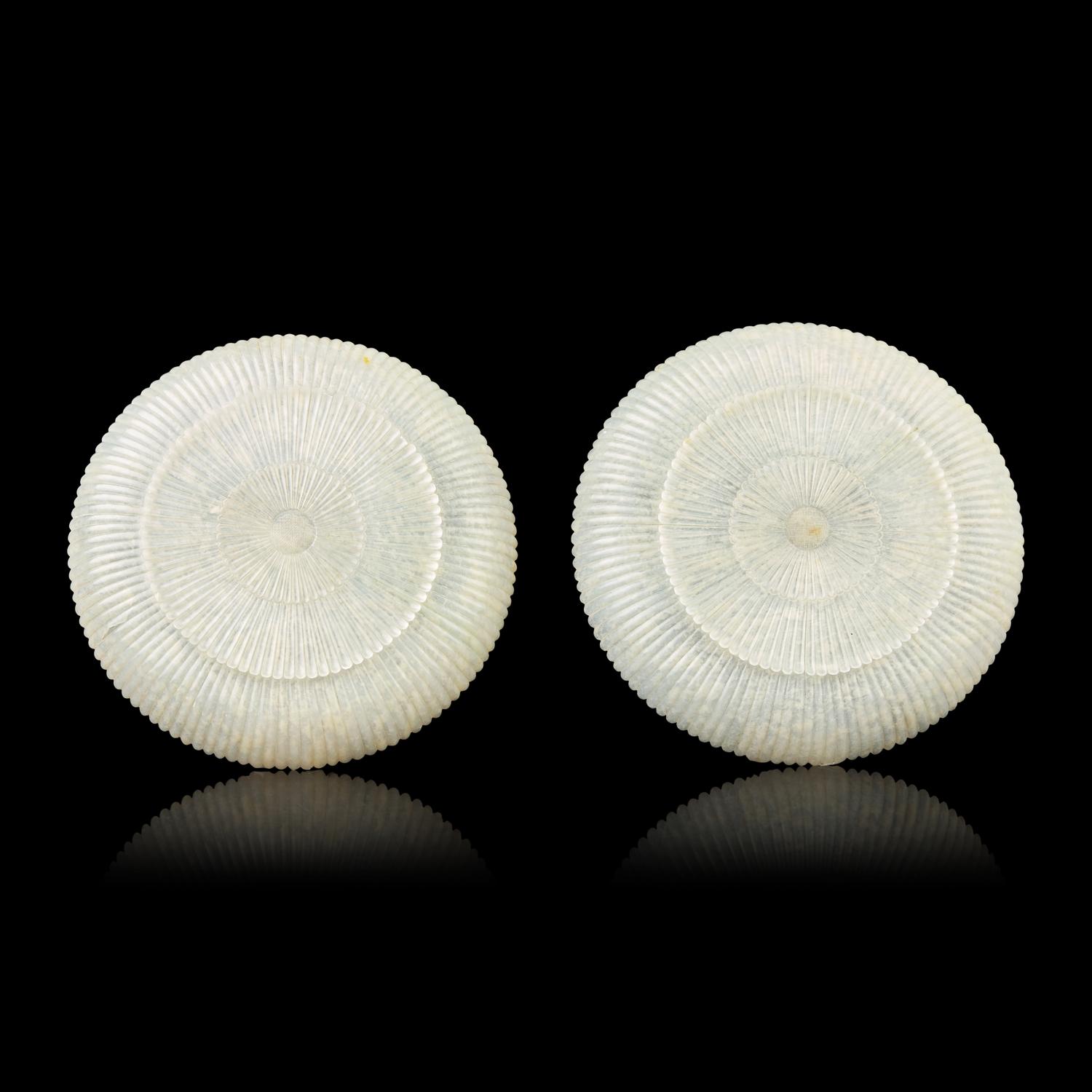 A Pair of Chinese White Jade 'Chrysanthemum' Dishes, Qing Dynasty to Republic Period 晚清-民國 白玉菊瓣盤一對