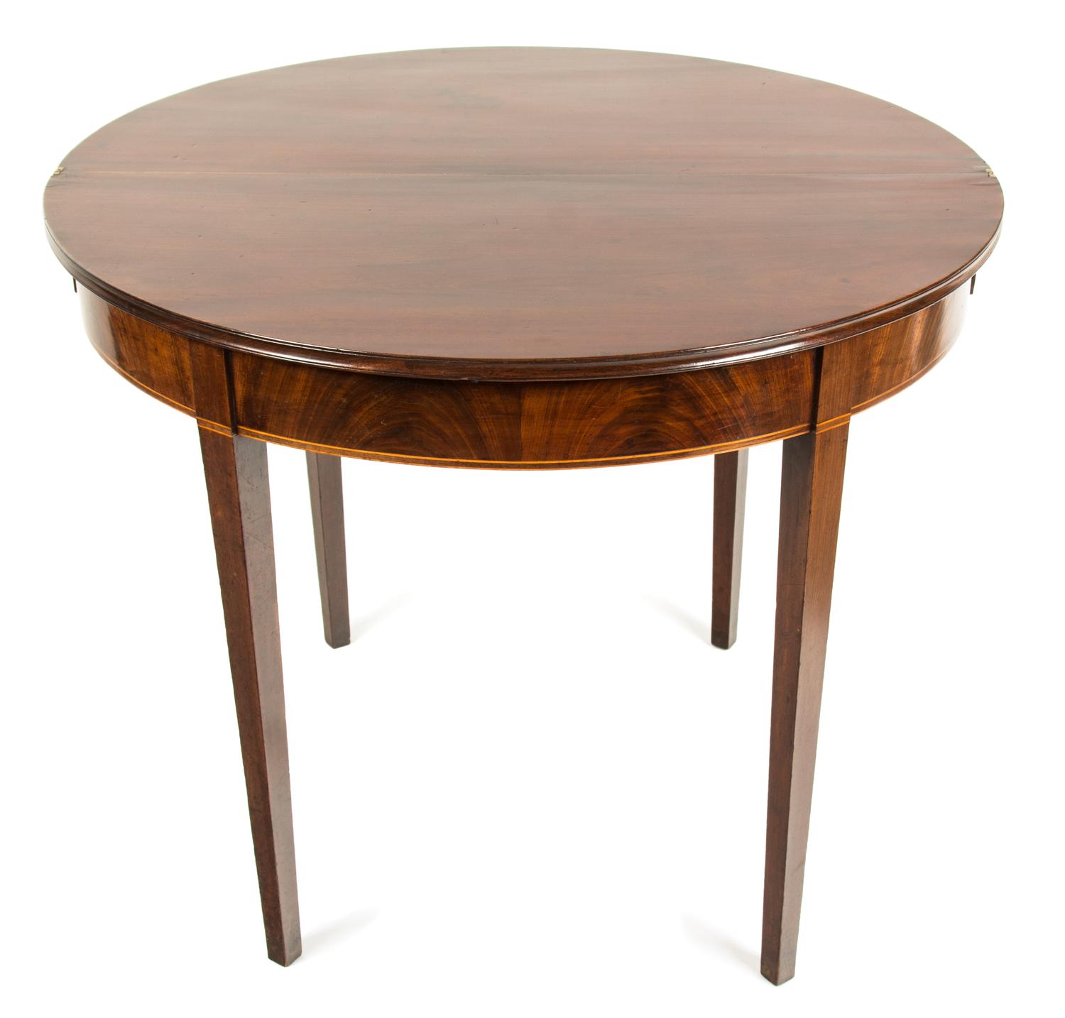 A Hepplewhite Mahogany Flip-Top Table Height 28 3/4 x width 36 x depth 18 inches. — 19TH CENTURY
