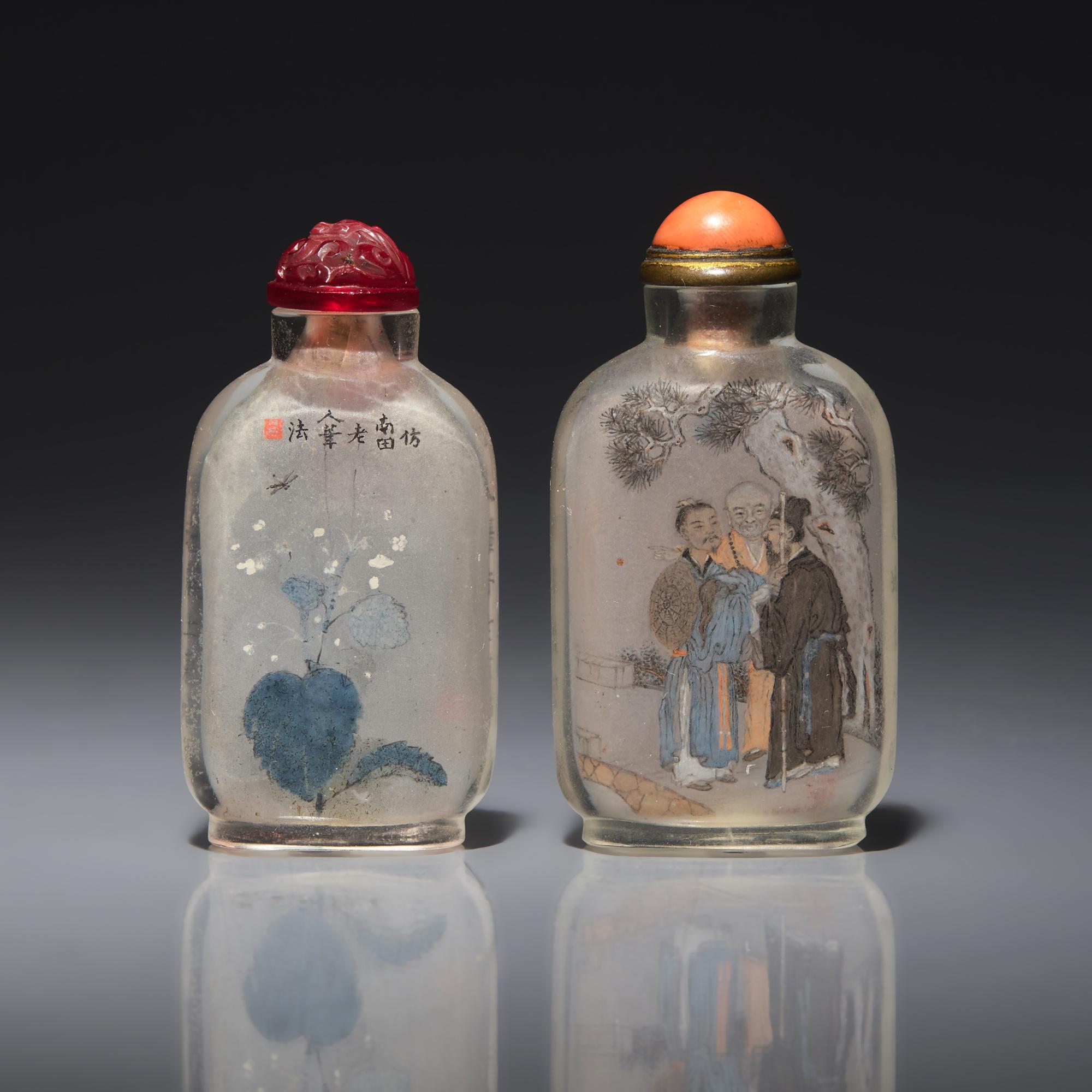 Two Chinese Interior Decorated Glass Snuff Bottles, Ma Shaoxuan, Late 19th-Early 20th Century 晚清-民國 馬少宣玻璃内畫鼻烟壺兩支